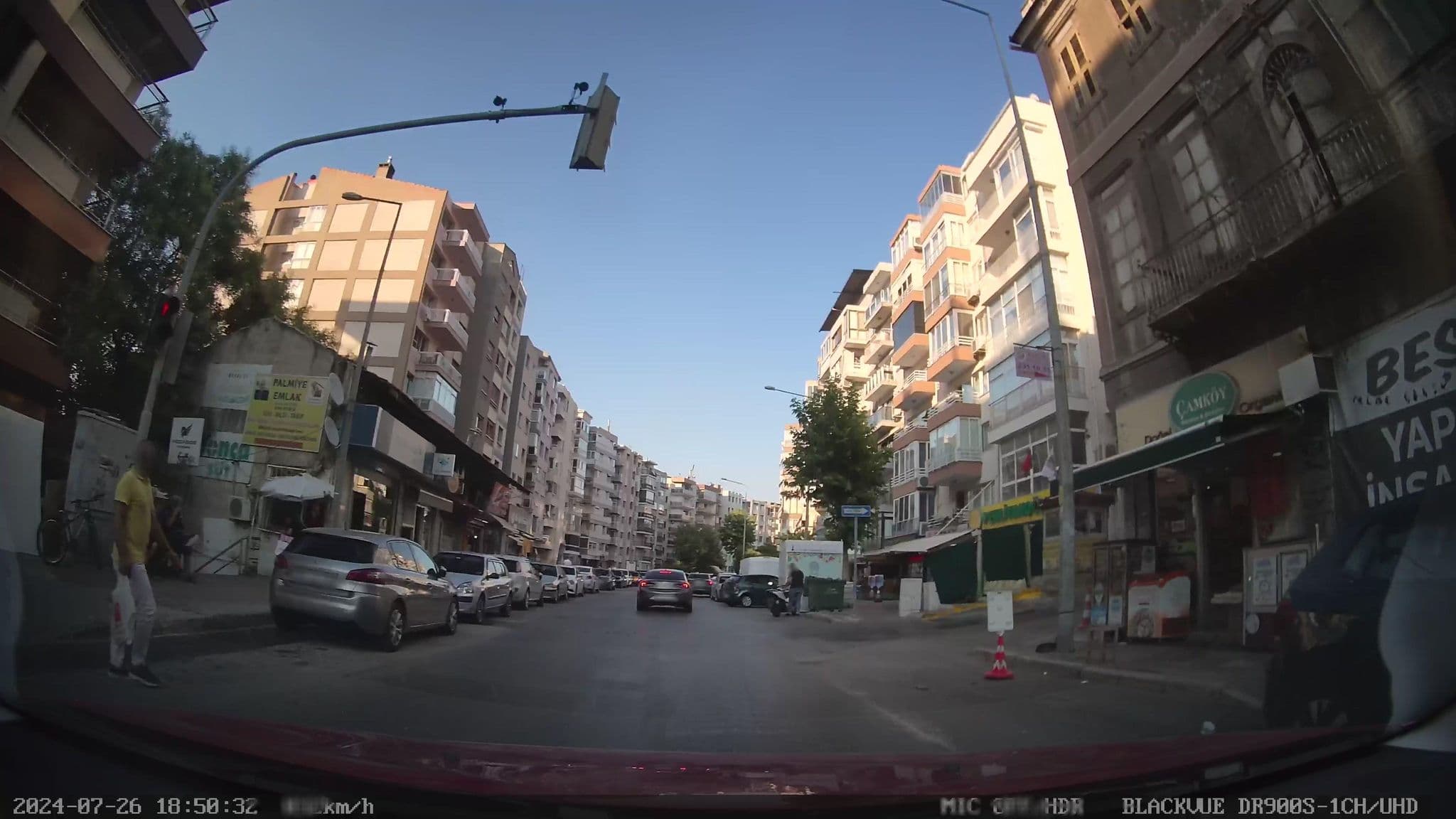 Street view near 150. Yıl Ptt Evi, Konak — © unen (CC BY-SA · Mapillary)