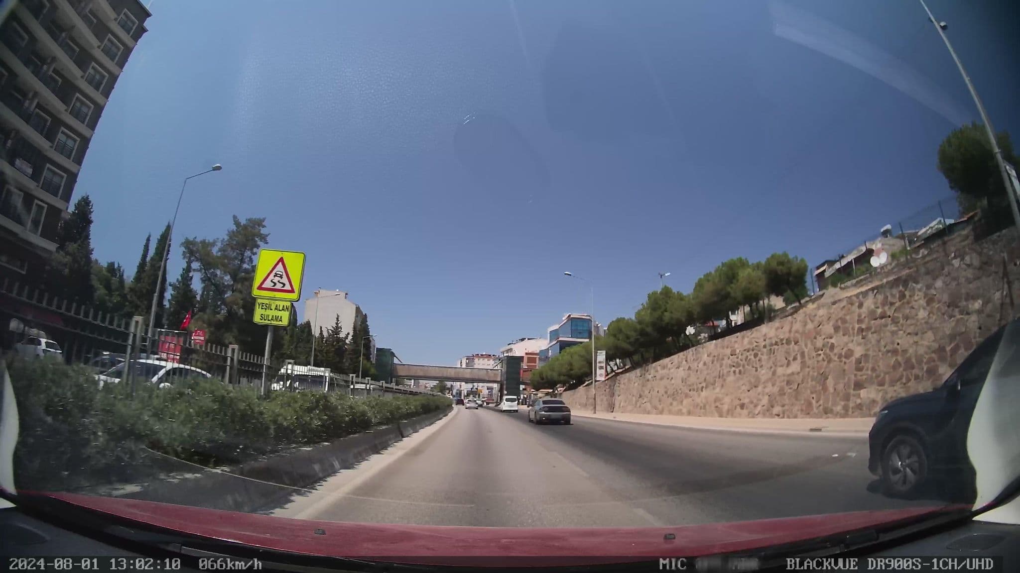 Street view near Methıs Otel, Cumhuriyet — © unen (CC BY-SA · Mapillary)