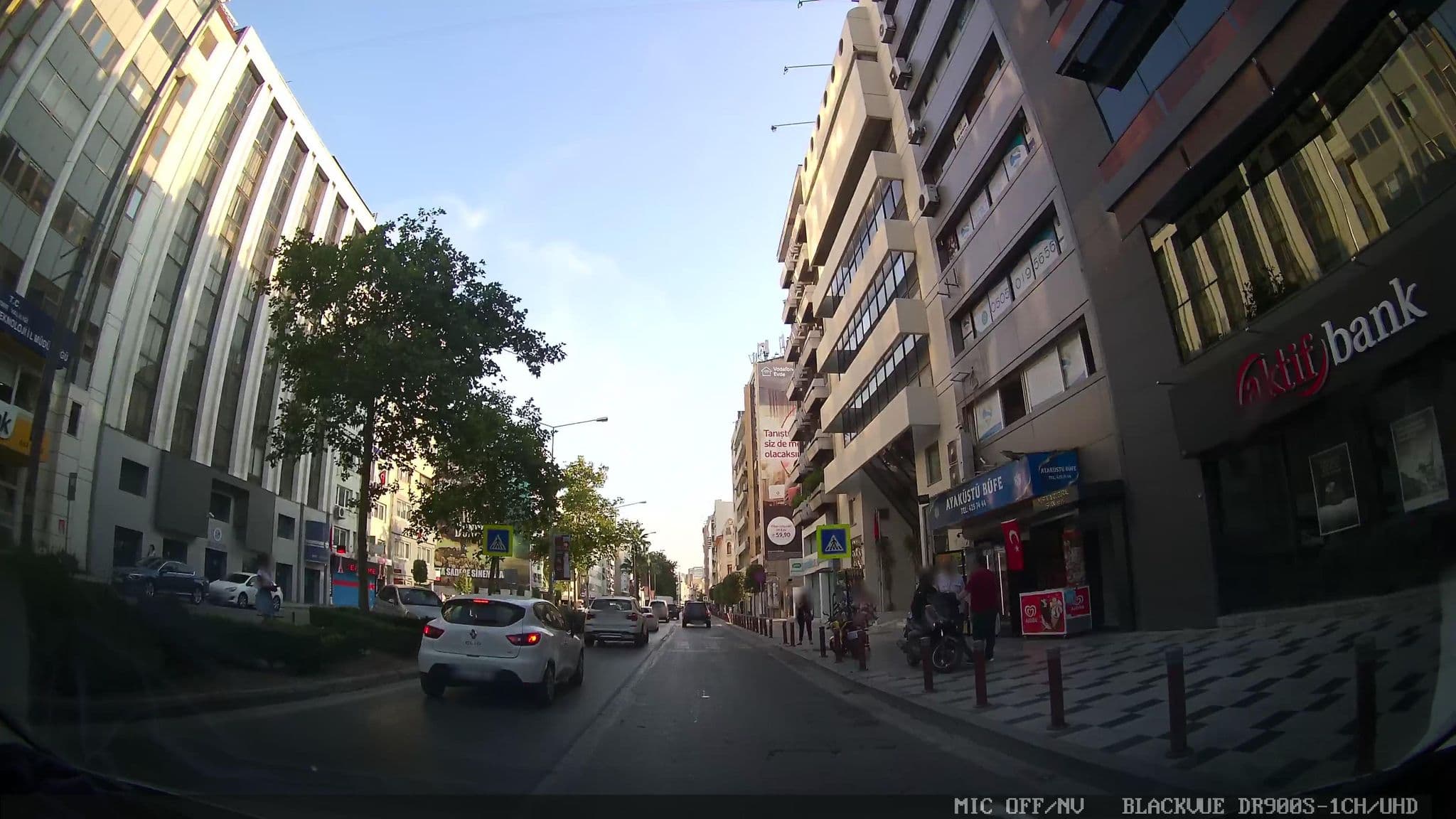 Street view near NİKO BABANIN MYODASI 103, İzmir — © asturksever (CC BY-SA · Mapillary)