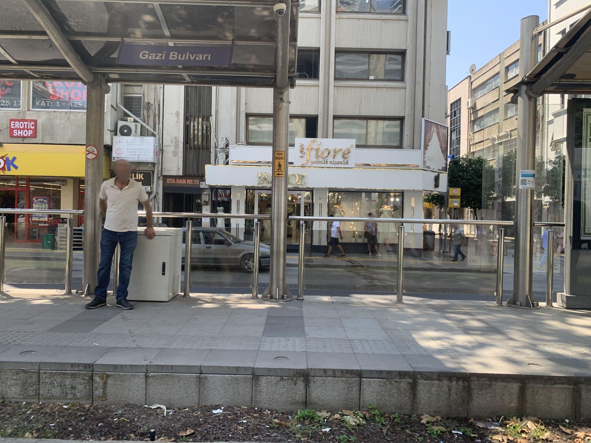 Street view near Ontur Satış Ofisi, İzmir — © robot8a (CC BY-SA · Mapillary)