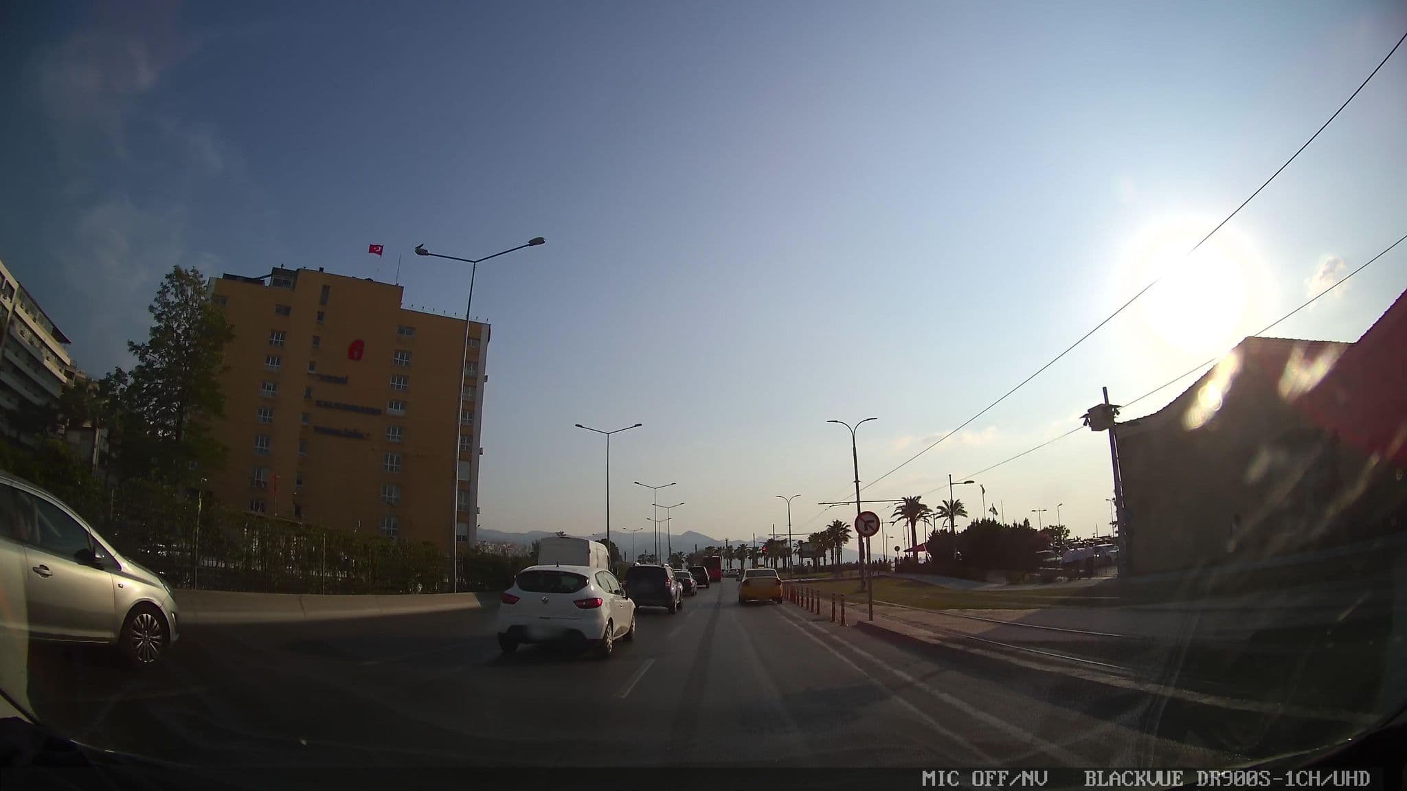 Street view near Ruby Turizm, İzmir — © asturksever (CC BY-SA · Mapillary)