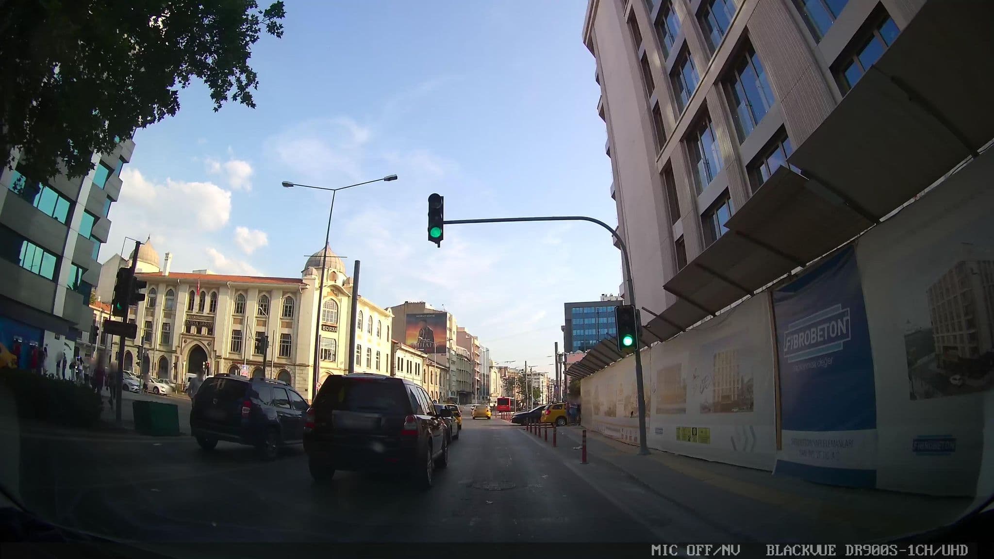 Street view near Nurem İnşaat Konak Otel Şantiyesi, İzmir — © asturksever (CC BY-SA · Mapillary)
