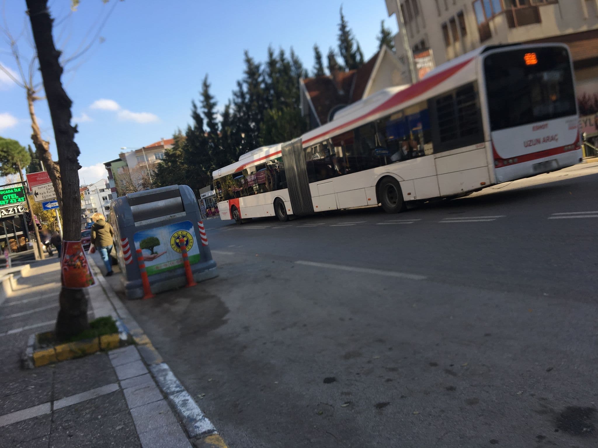 Street view near TAHTALI BUCA RESIDANCE HOTEL, Karabağlar — © cernajakoska (CC BY-SA · Mapillary)
