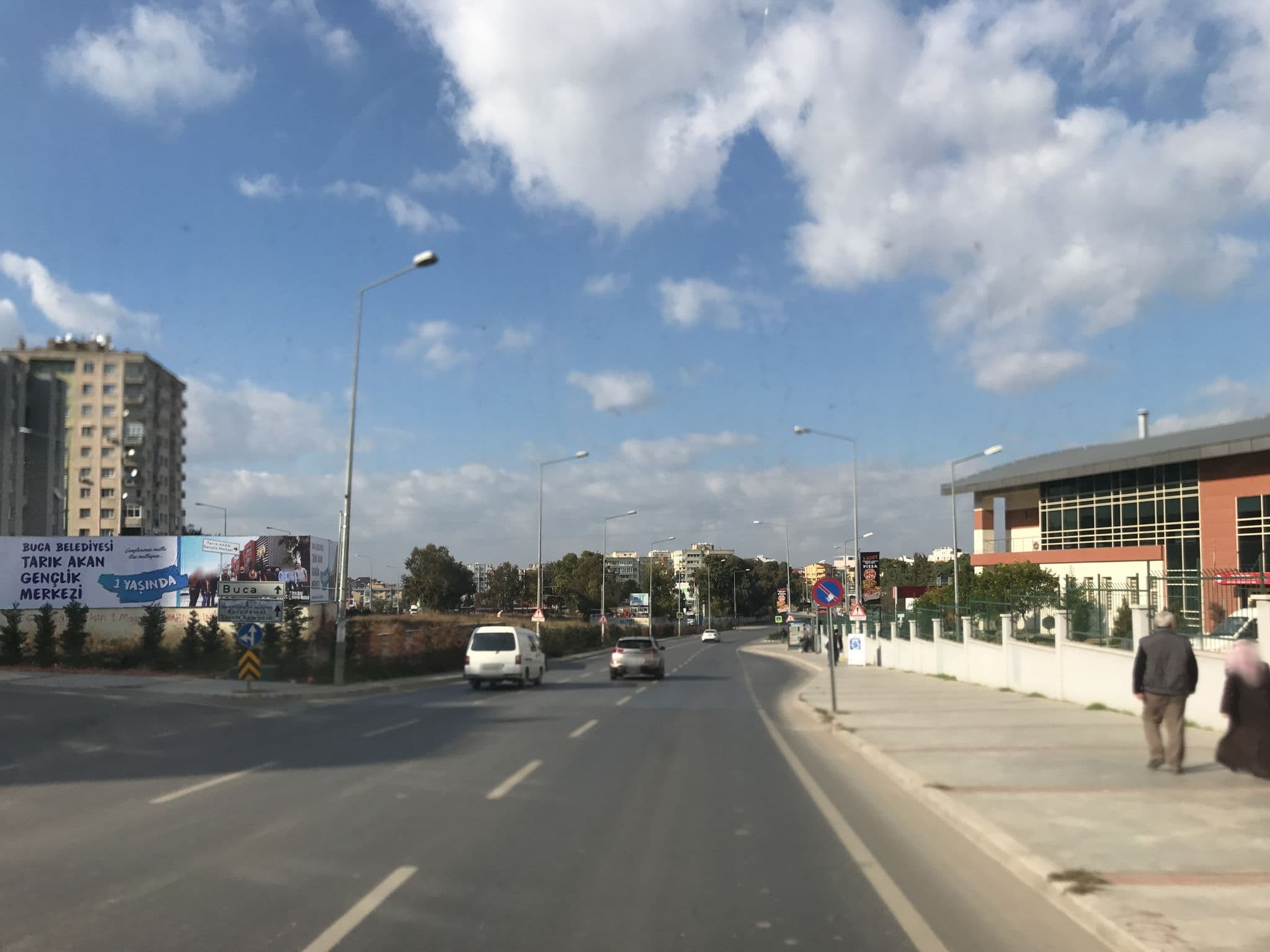 Street view near Space Center, Karabağlar — © asturksever (CC BY-SA · Mapillary)