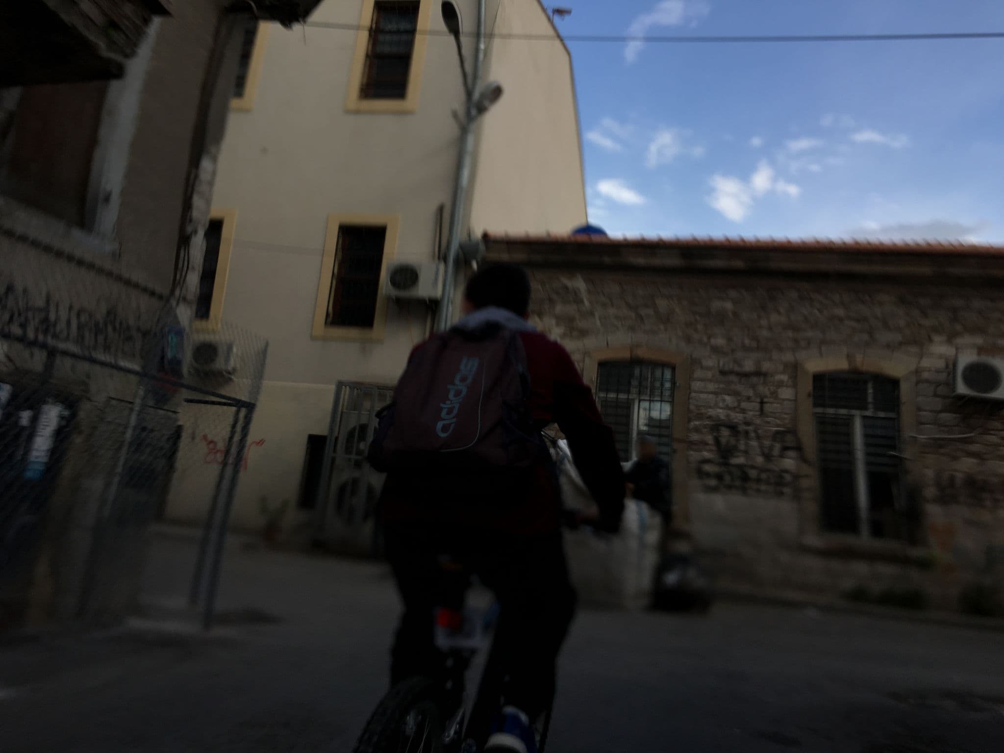 Street view near MAYA HOTEL & CAFE, İzmir — © rustyb (CC BY-SA · Mapillary)
