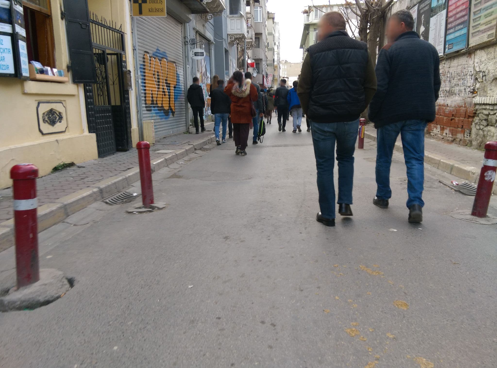 Street view near Rooster Boutique Hotel & Hostel, İzmir — © bebs (CC BY-SA · Mapillary)