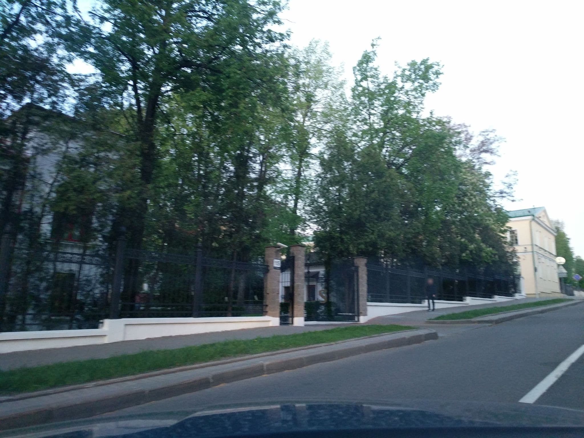 Street view near Dipservice Hall Frunze 13, Minsk — © palsciuk (CC BY-SA · Mapillary)