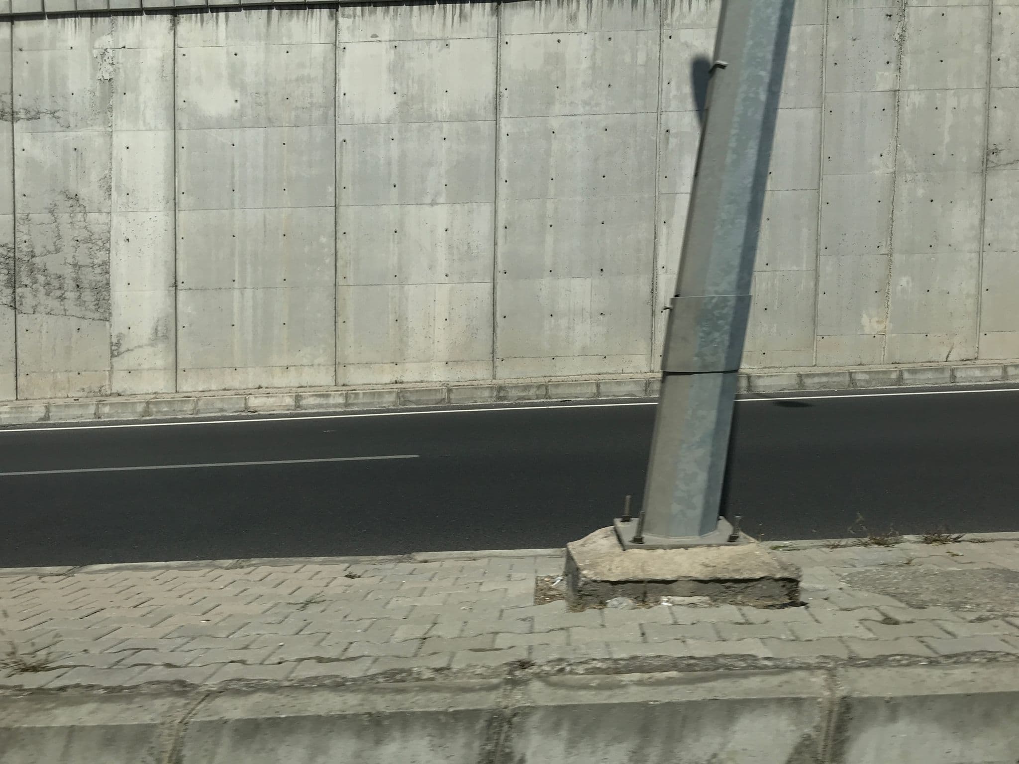 Street view near Mavi Tatil Köyü, Evka-Üç — © hderinoz (CC BY-SA · Mapillary)