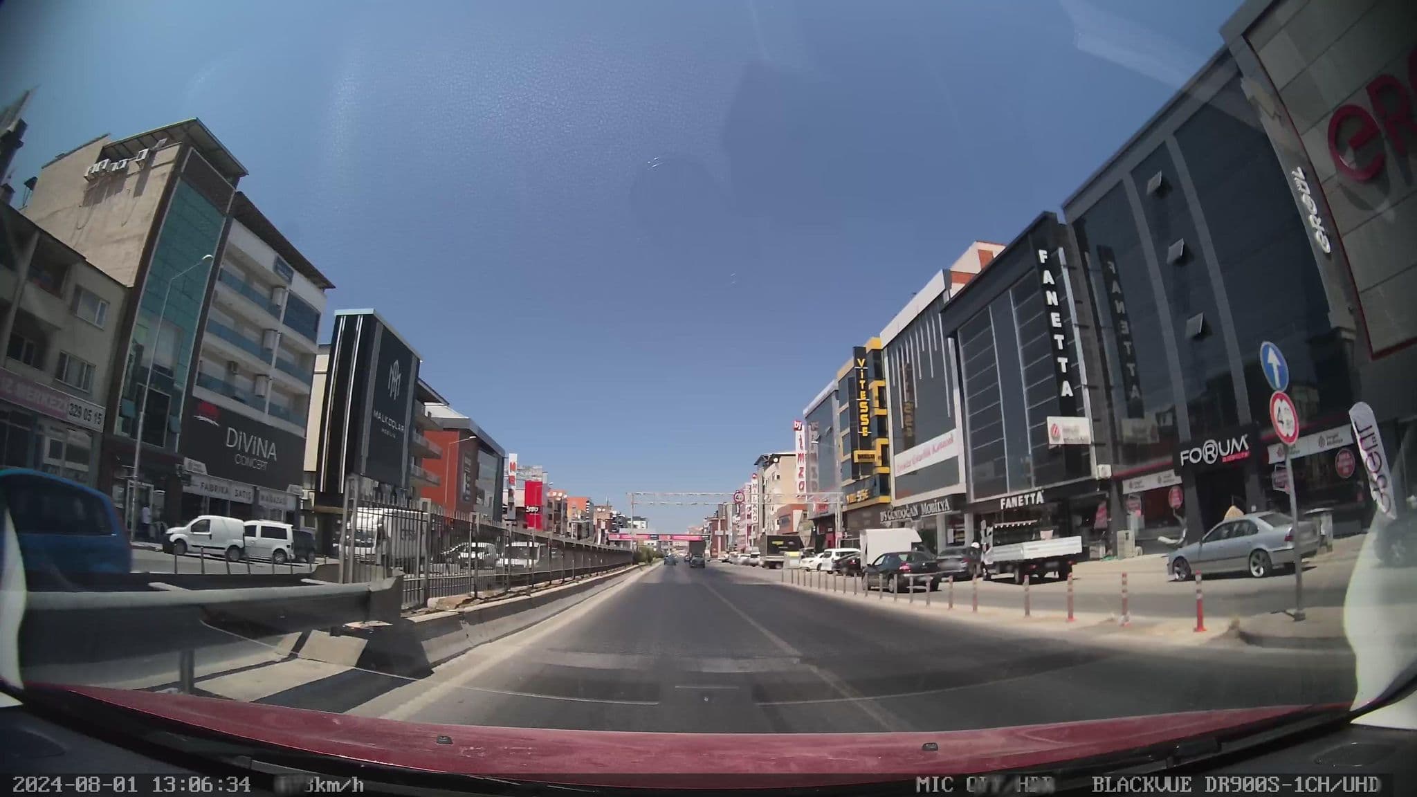 Street view near Onyria Claros Room 1416, Köyiçi — © unen (CC BY-SA · Mapillary)