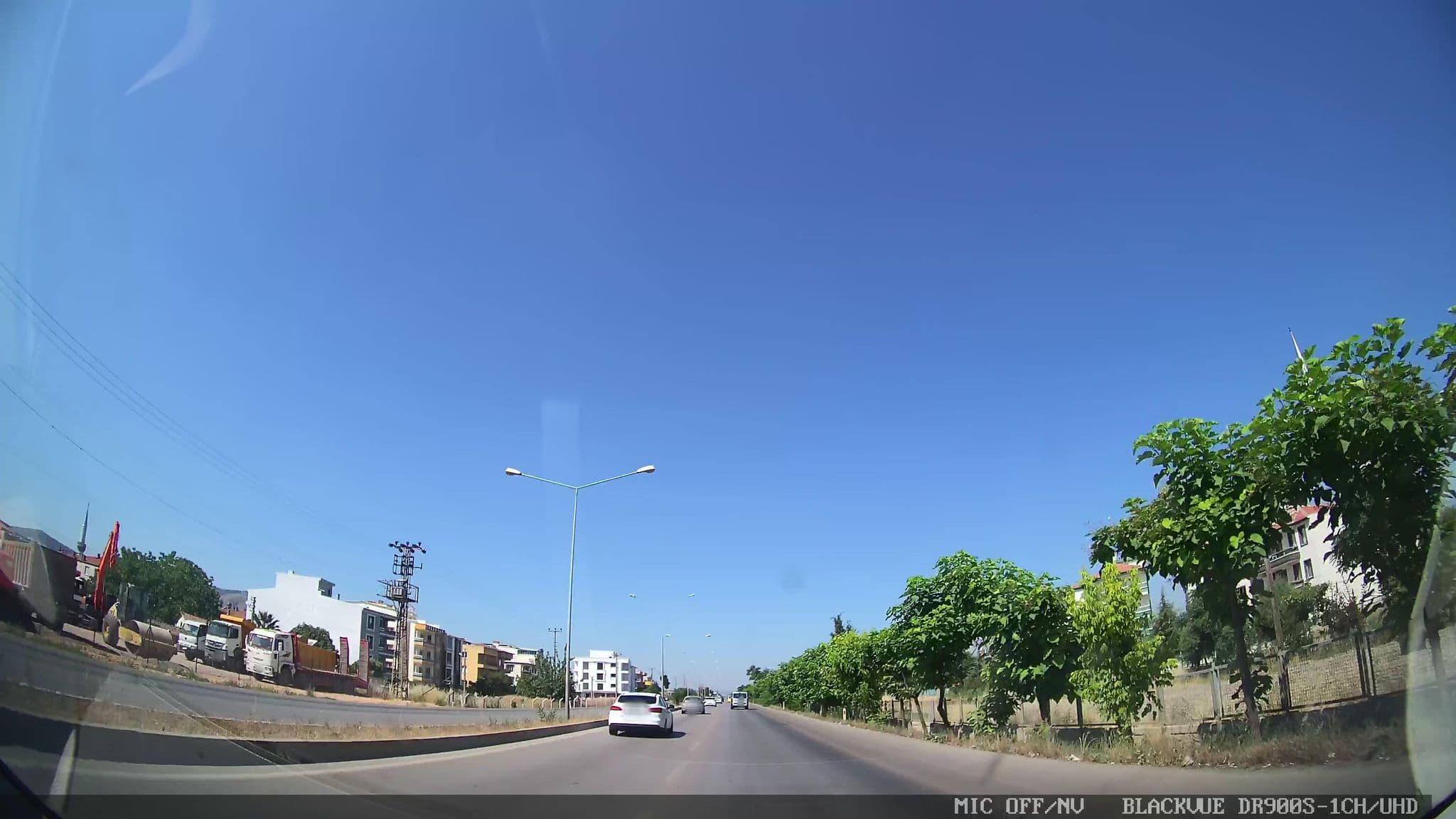 Street view near Akdag Otel, Akhisar — © asturksever (CC BY-SA · Mapillary)
