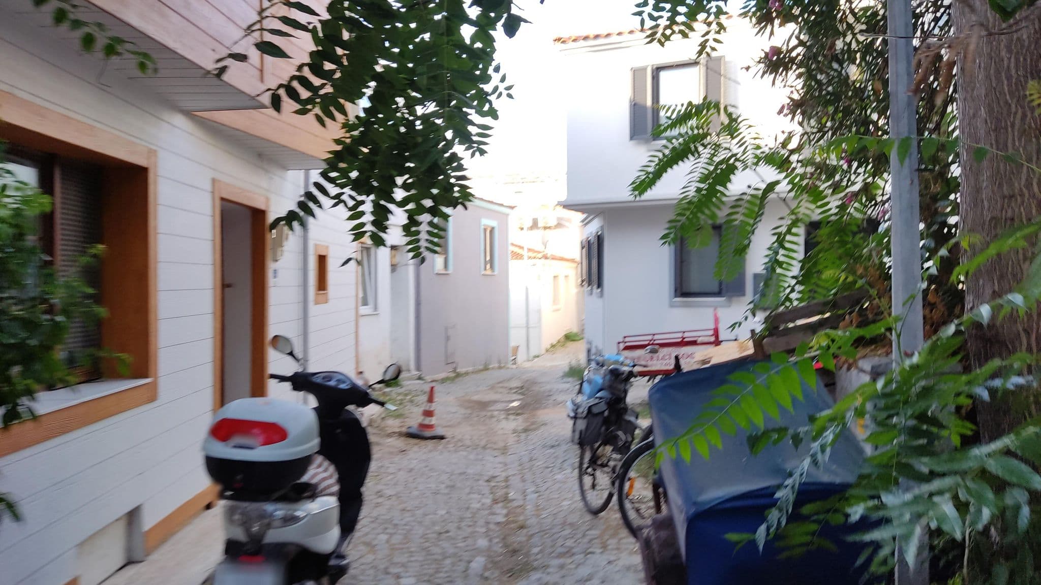 Street view near Kalinihta Butik Otel, Bozcaada — © orkut (CC BY-SA · Mapillary)