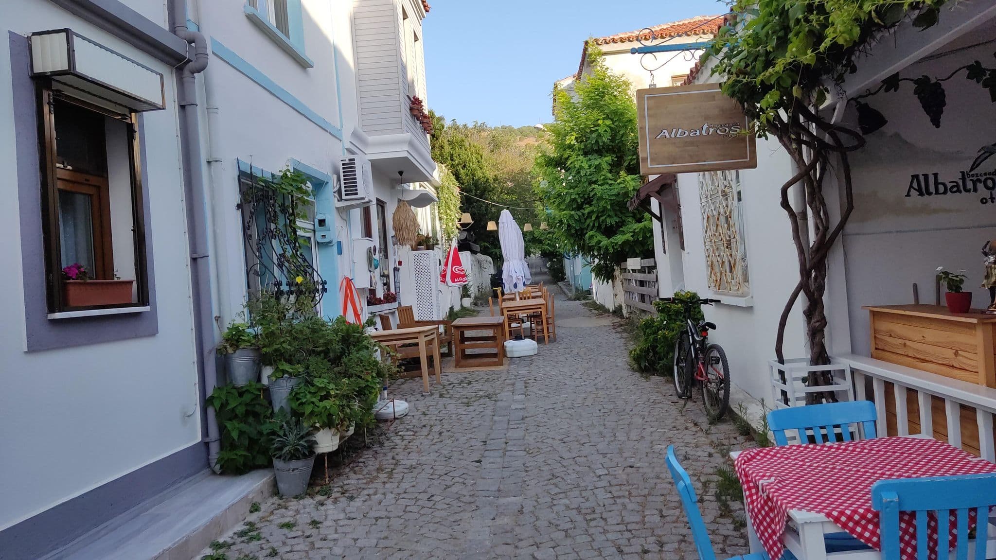 Street view near Mon Petit Hotel, Bozcaada — © orkut (CC BY-SA · Mapillary)
