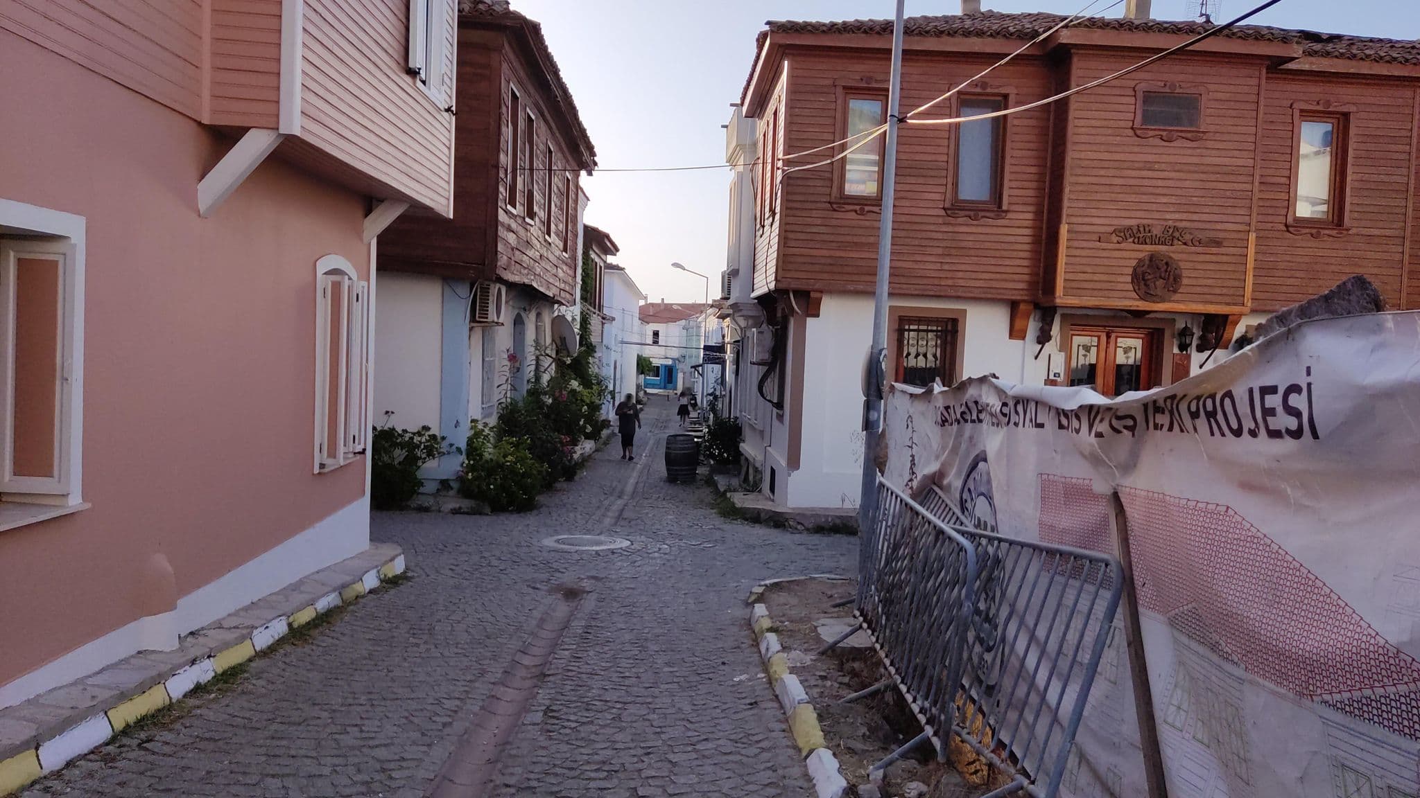 Street view near stafiliada hotel, Bozcaada — © orkut (CC BY-SA · Mapillary)