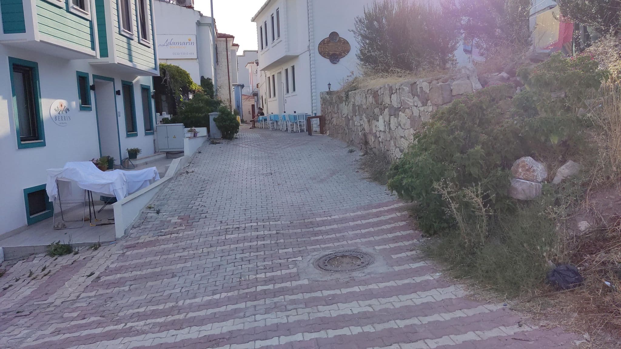 Street view near Elit Park Butique Hotel, Bozcaada — © orkut (CC BY-SA · Mapillary)
