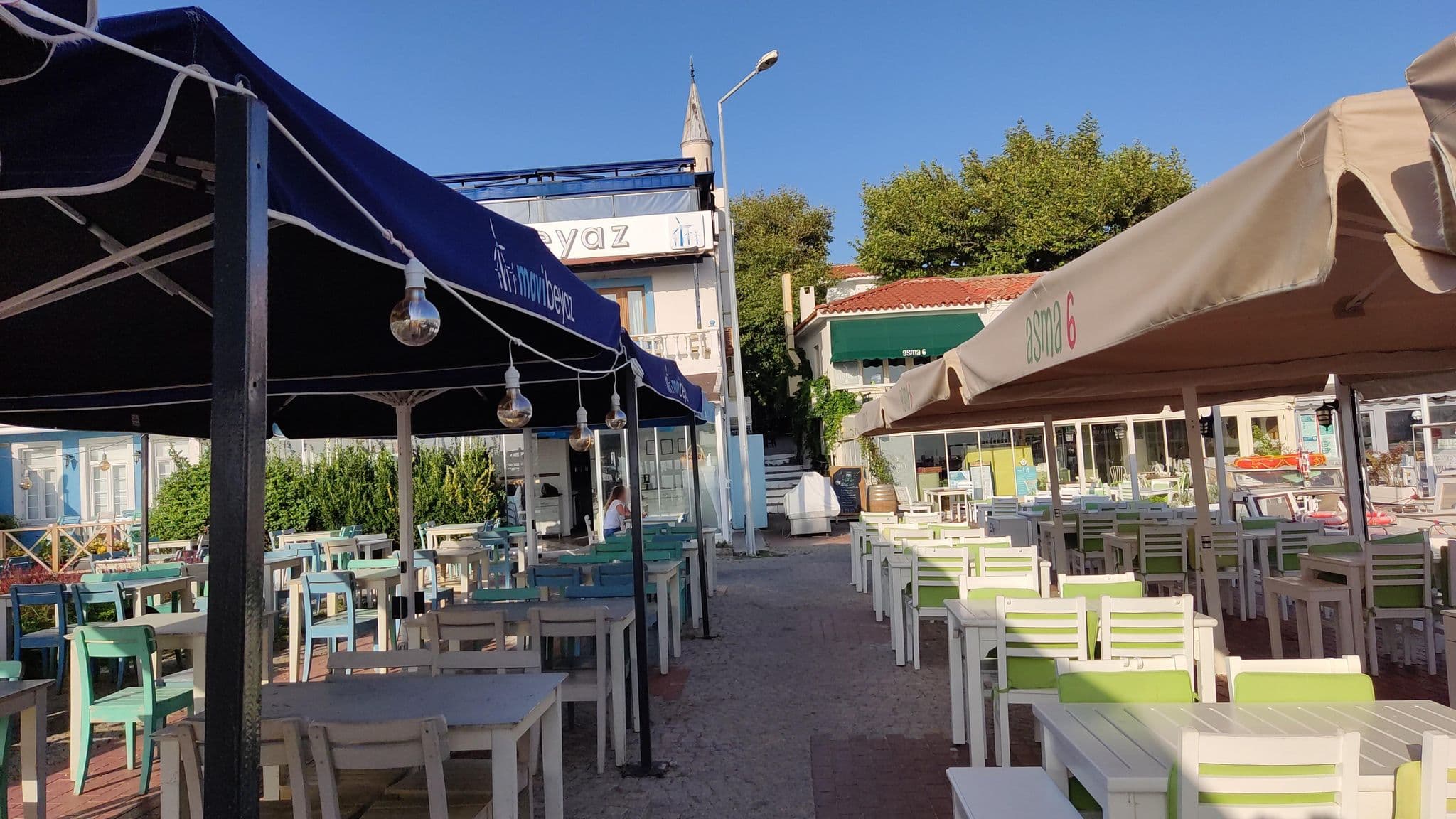 Street view near Alaybey Mah.Liman Ici No:19, Bozcaada — © orkut (CC BY-SA · Mapillary)