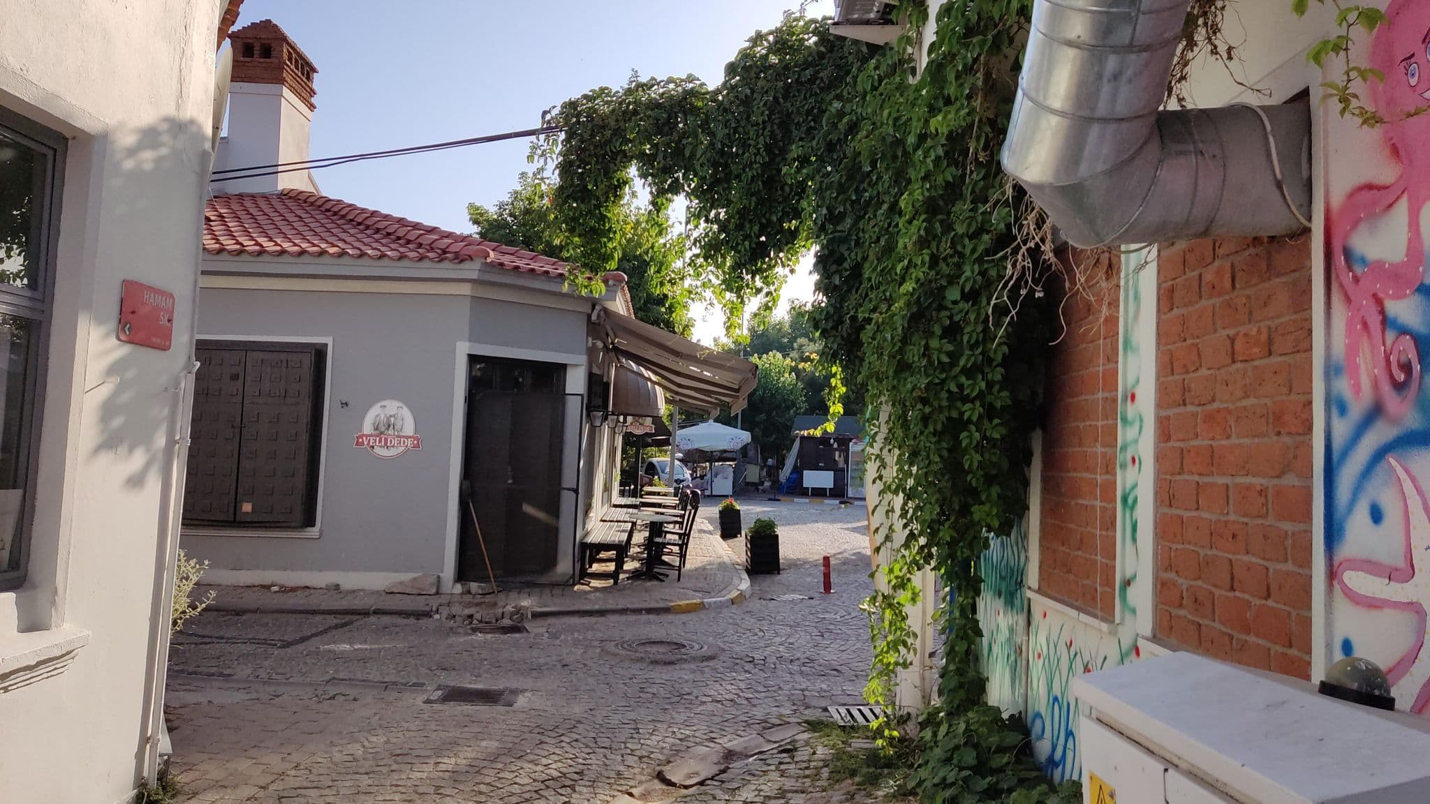 Street view near Tenes Otel, Bozcaada — © orkut (CC BY-SA · Mapillary)