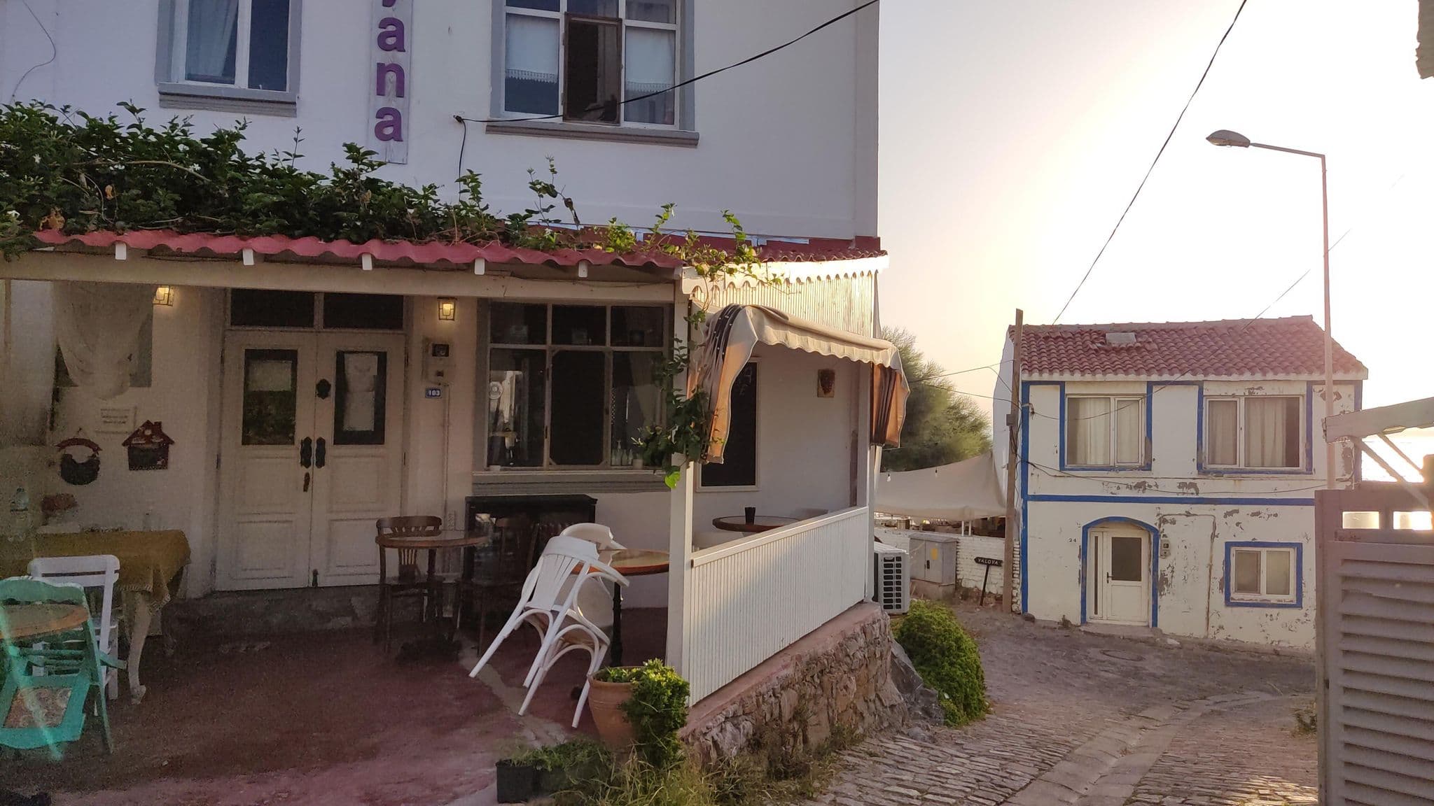 Street view near Ayana Konukevi, Bozcaada — © orkut (CC BY-SA · Mapillary)