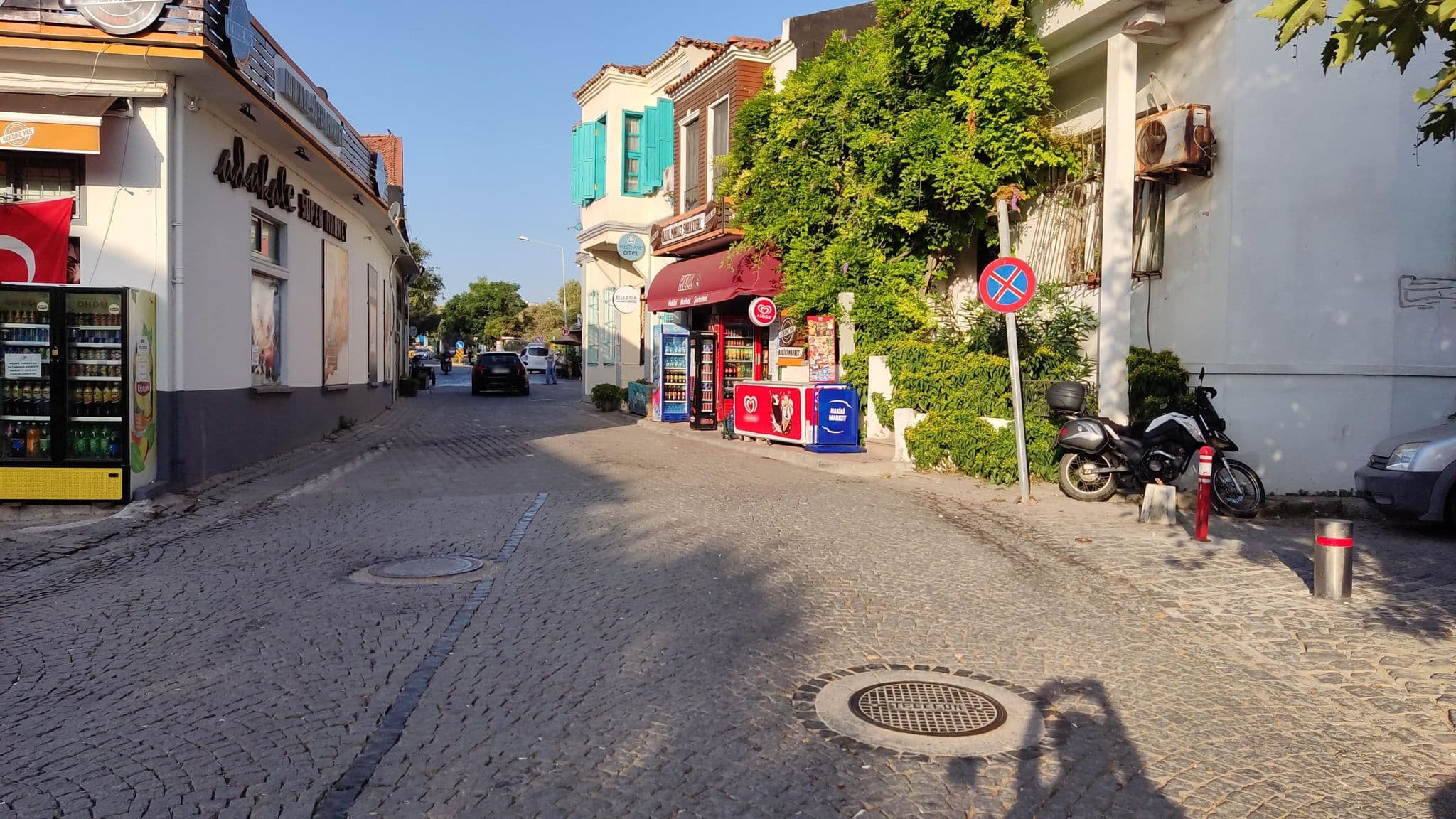 Street view near Kibele Konukevi, Bozcaada — © orkut (CC BY-SA · Mapillary)