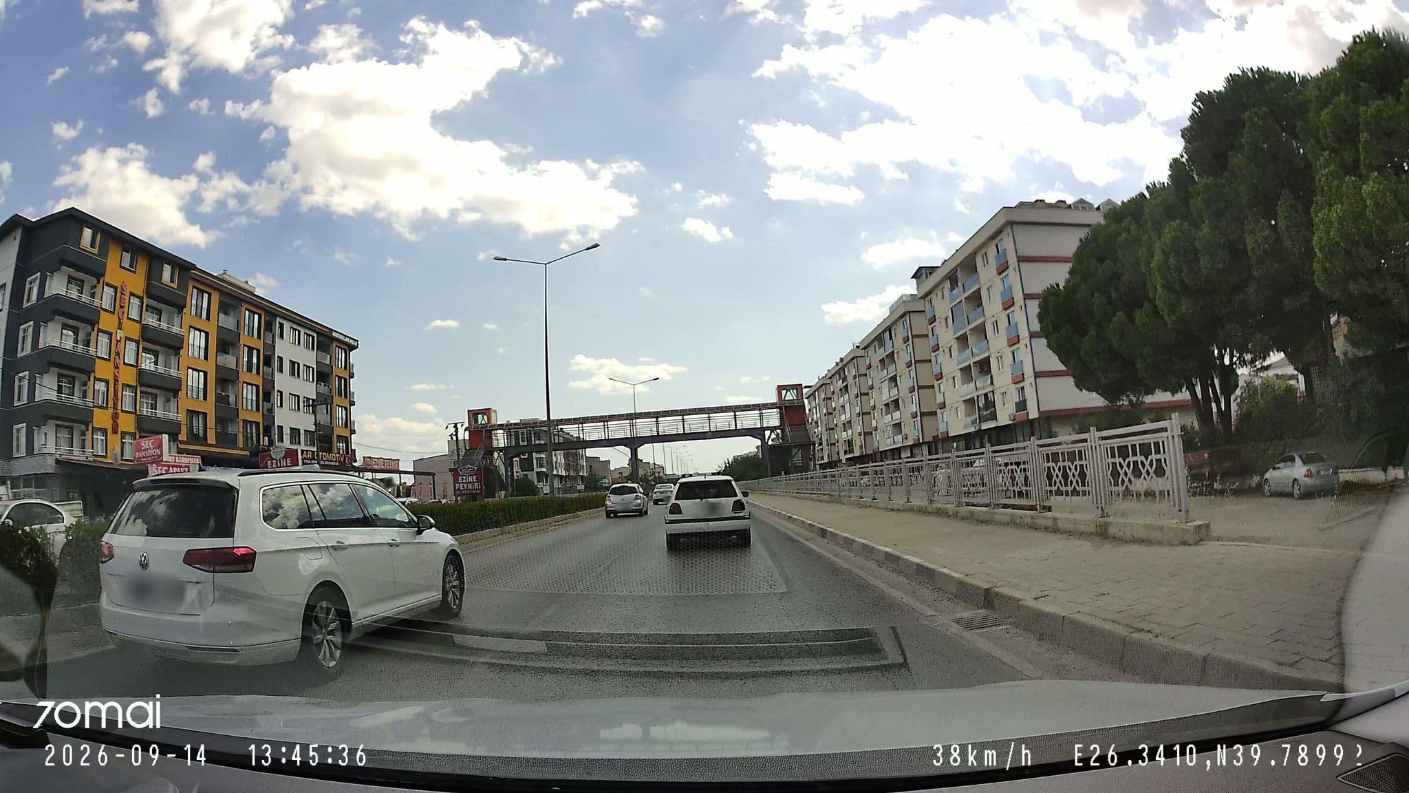 Street view near Asia Pansiyon Ezine, Ezine — © doriel (CC BY-SA · Mapillary)