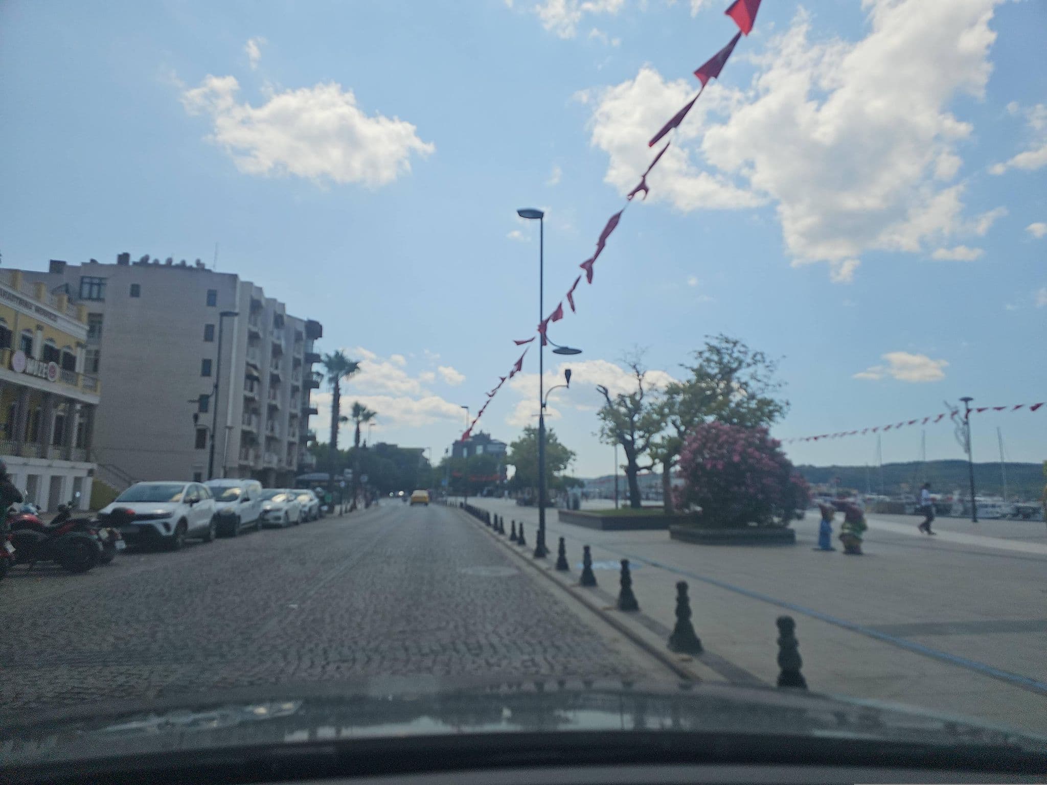 Street view near Akol Hotel Resepsiyon, Çanakkale — © observer17 (CC BY-SA · Mapillary)