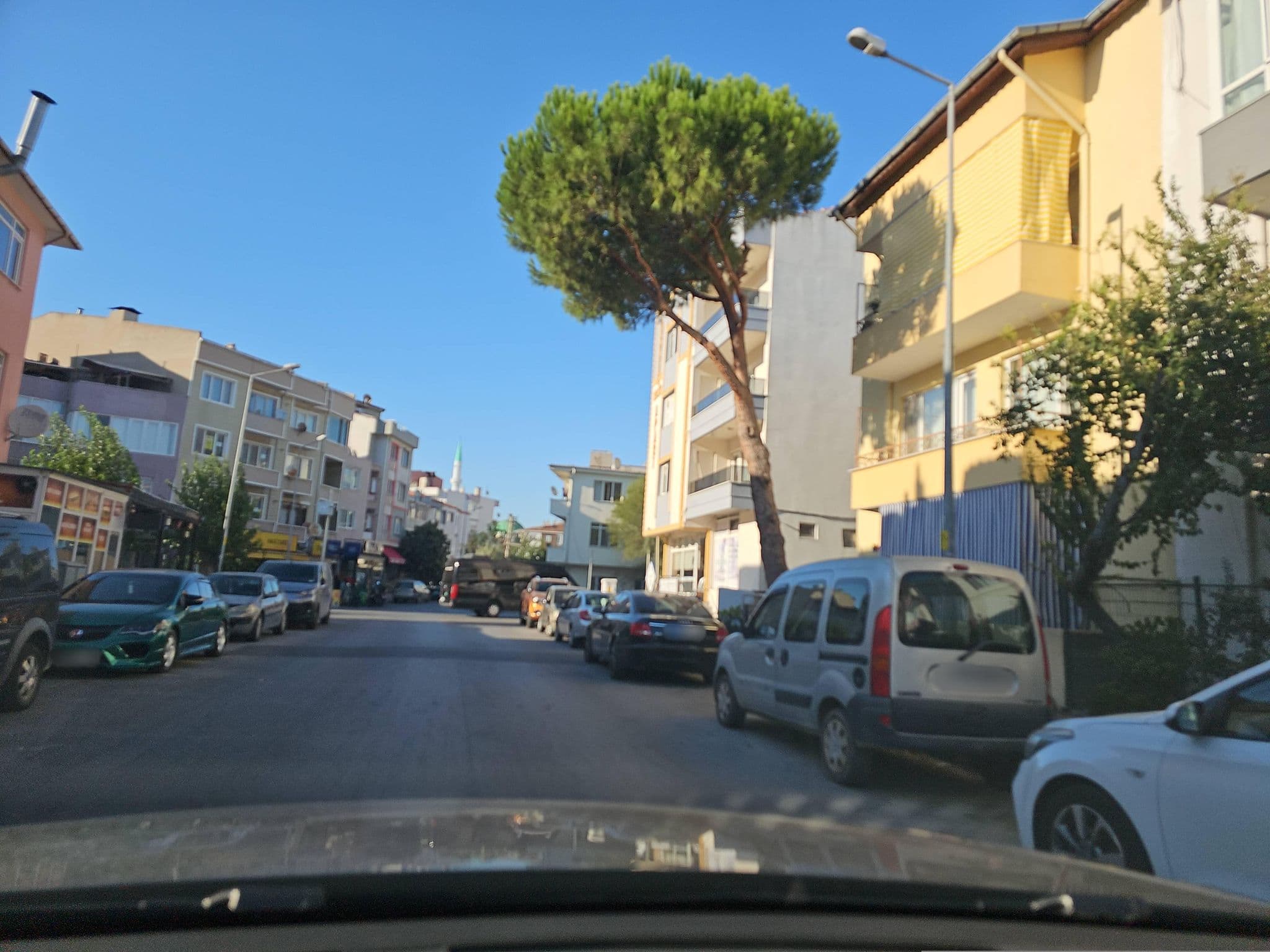 Street view near Mola Apart Pansiyon, Çanakkale — © observer17 (CC BY-SA · Mapillary)