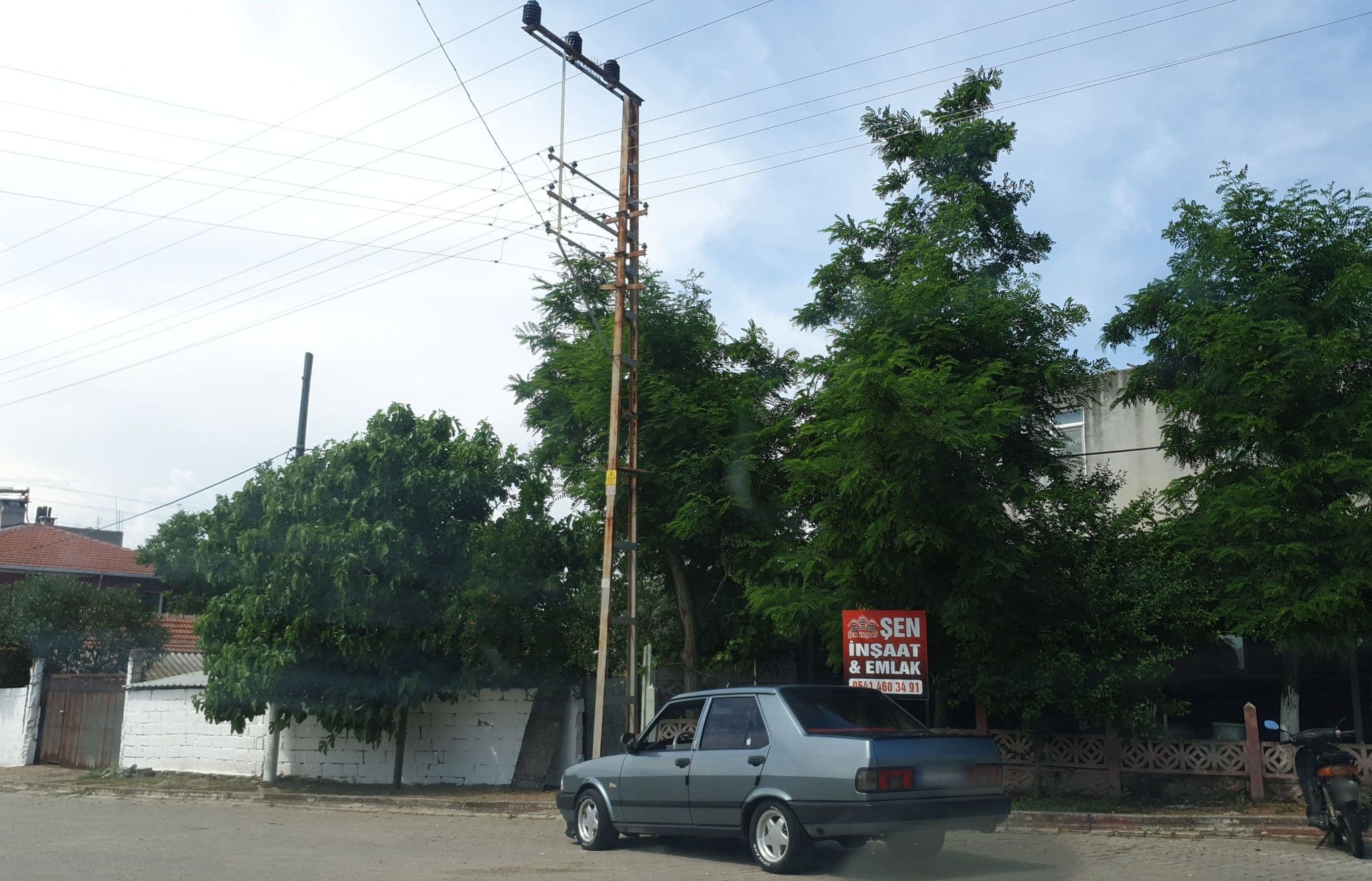 Street view near Ce Hayvancılık Ltd.şti, Marmaracık — © sis651 (CC BY-SA · Mapillary)