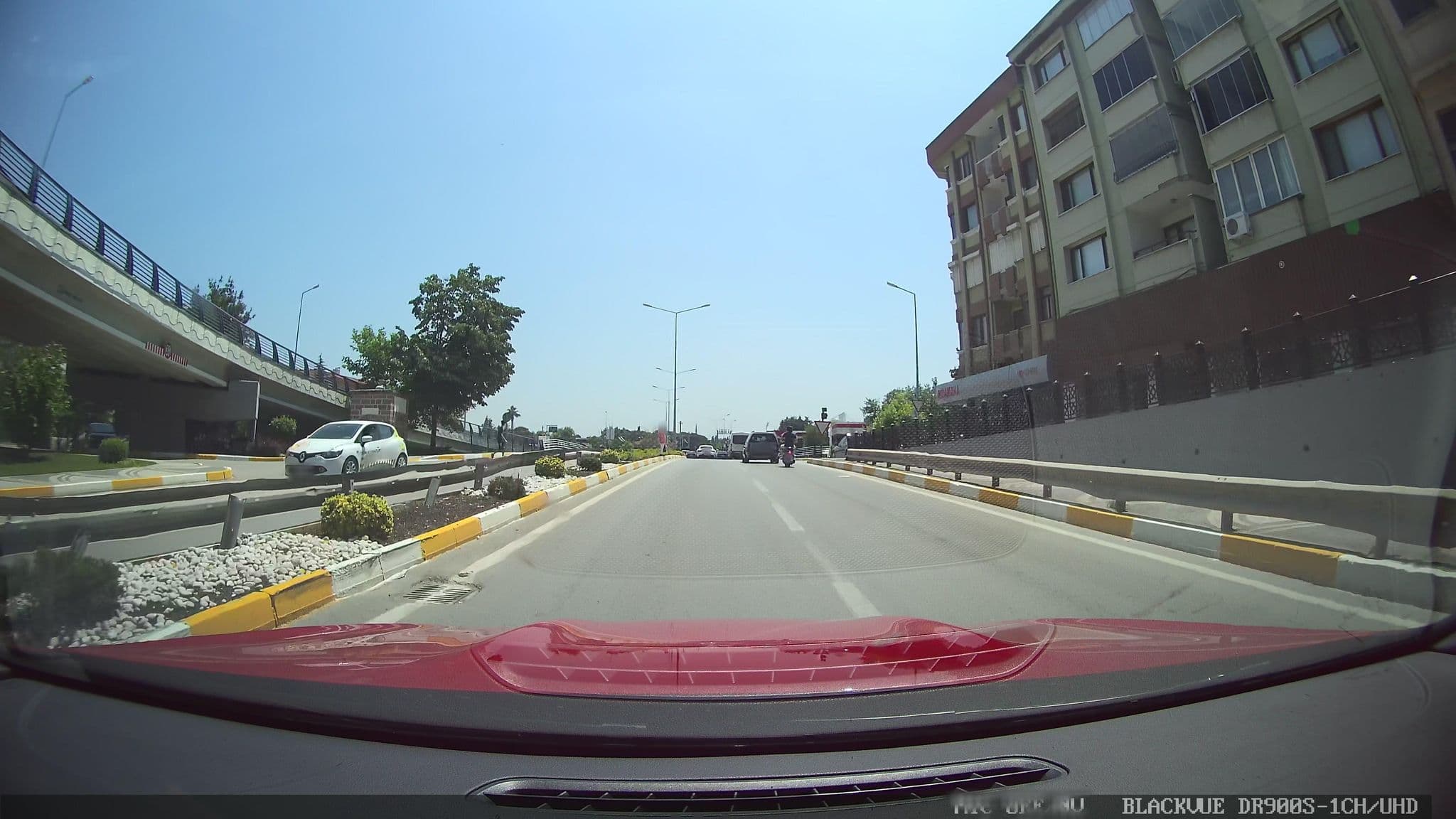 Street view near Gençlik Spor Merkezi Misafirhanesi, Balıkesir — © ademturkmen (CC BY-SA · Mapillary)