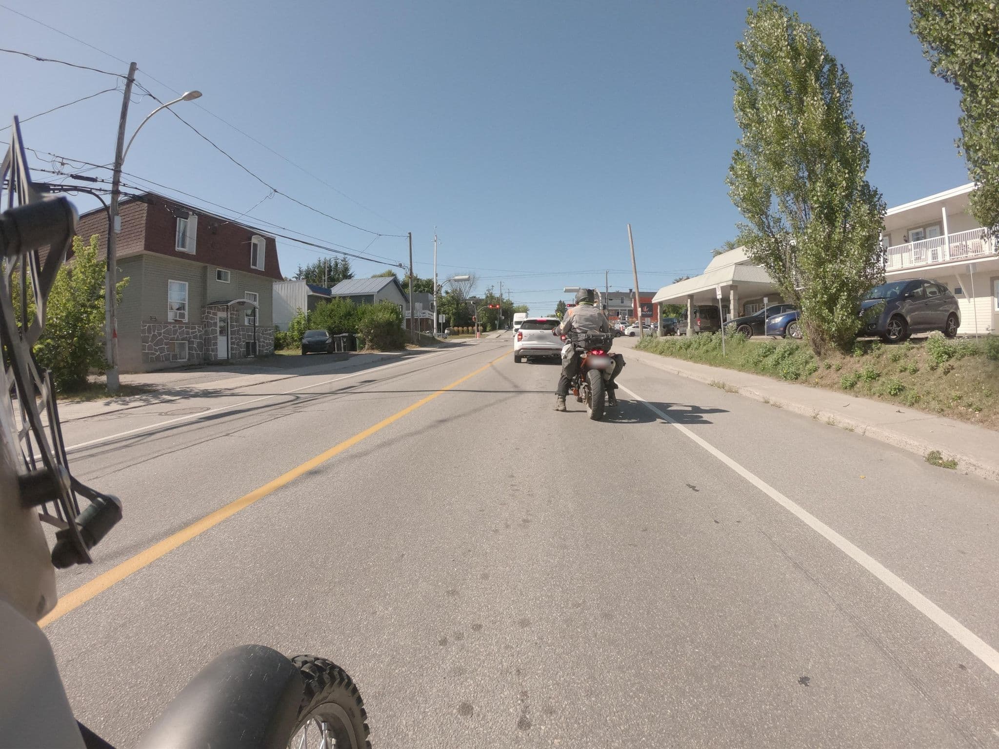 Street view near Motel Picardie, Mont-Laurier — © pfbreton (CC BY-SA · Mapillary)