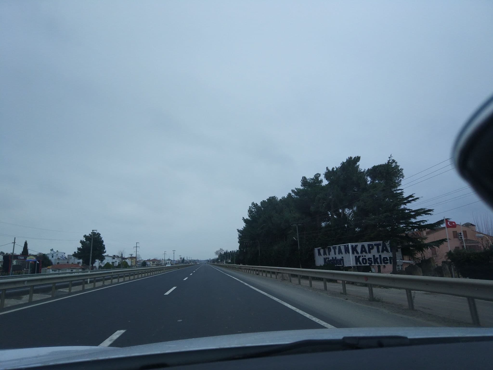 Street view near Akarslan Tatil Köşkü, Marmara Ereğlisi — © merm (CC BY-SA · Mapillary)