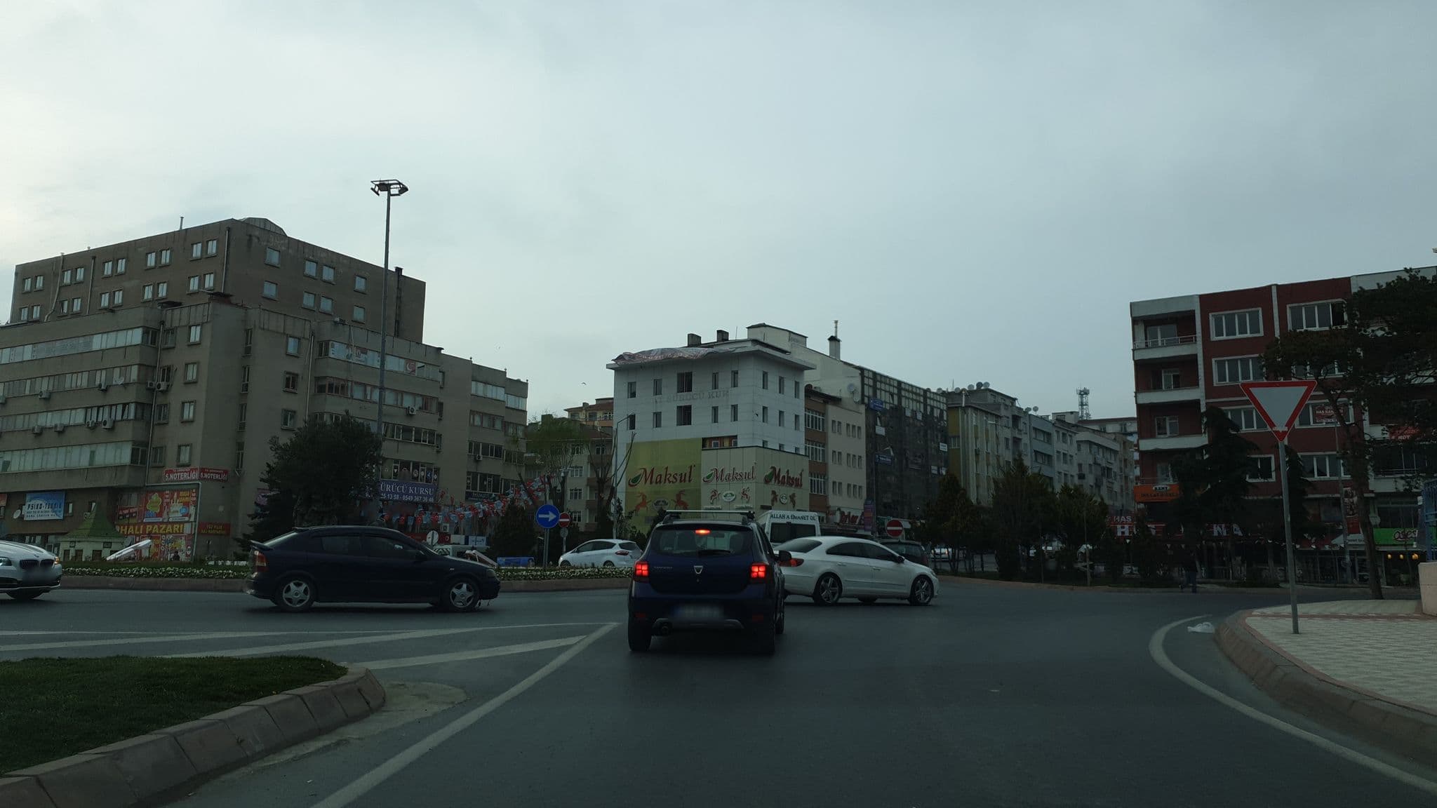 Street view near Shilla Otel, Çerkezköy — © mcamlica (CC BY-SA · Mapillary)