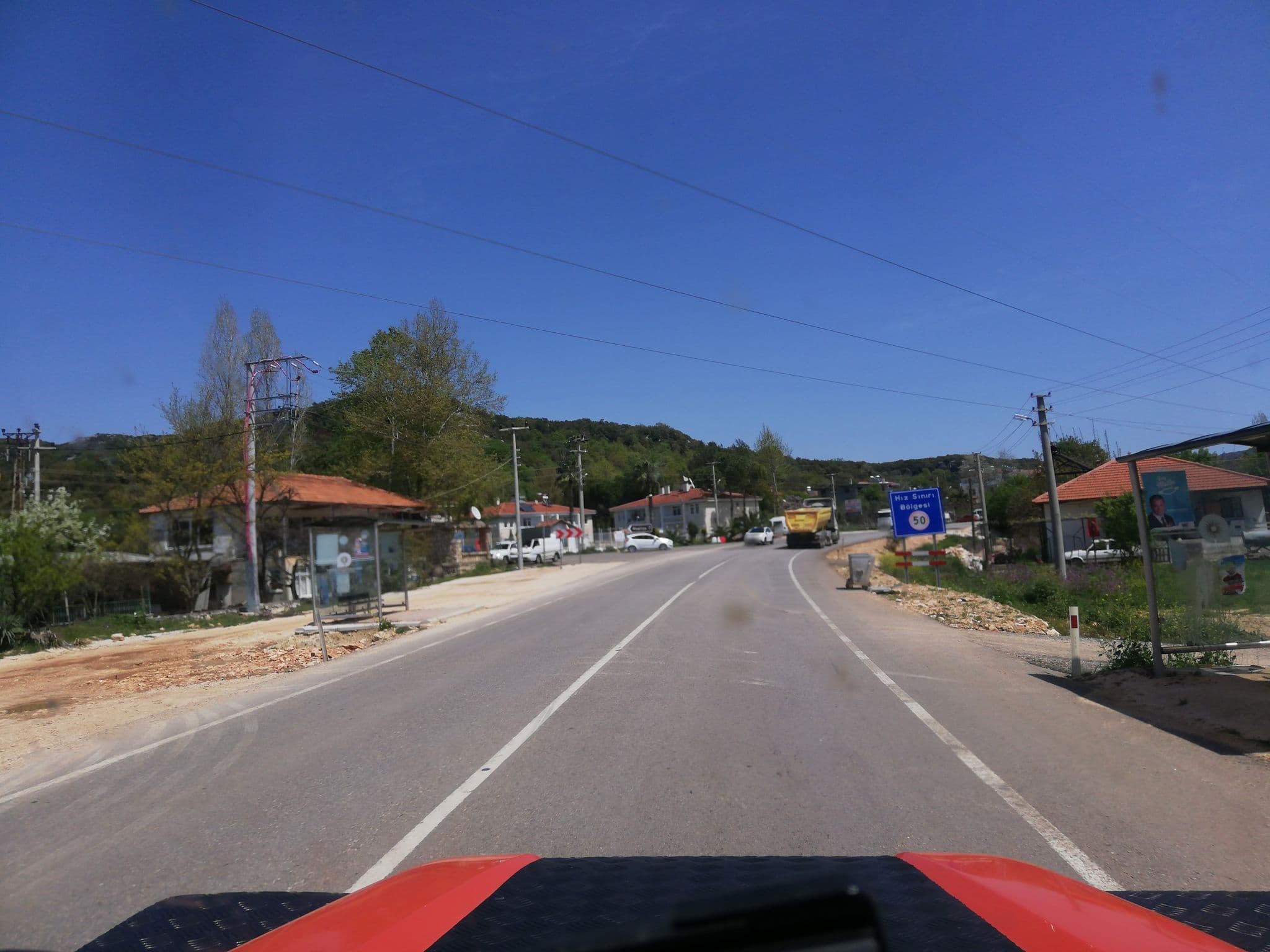 Street view near Yol Kenarı Camping & Bungalow, Kaş — © nazif (CC BY-SA · Mapillary)