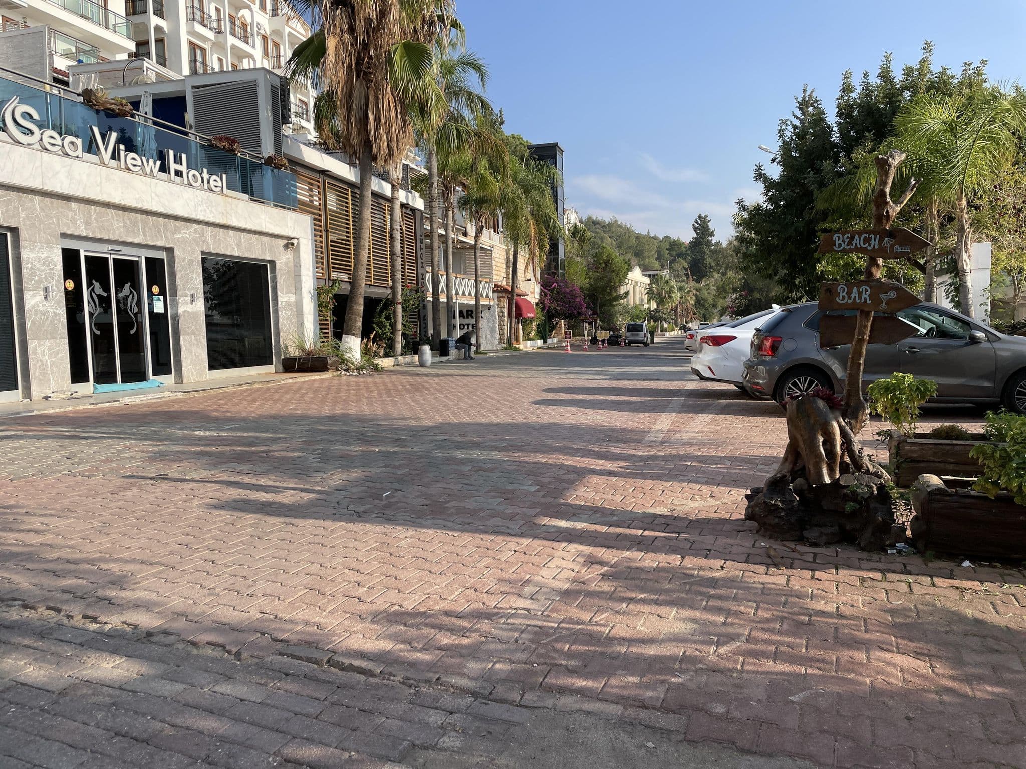 Street view near Narr Hotel, Kaş — © egorka (CC BY-SA · Mapillary)