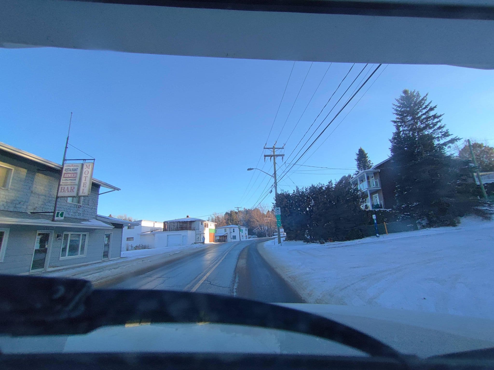 Street view near Motel Arnold, Lac-Mégantic — © kibour (CC BY-SA · Mapillary)