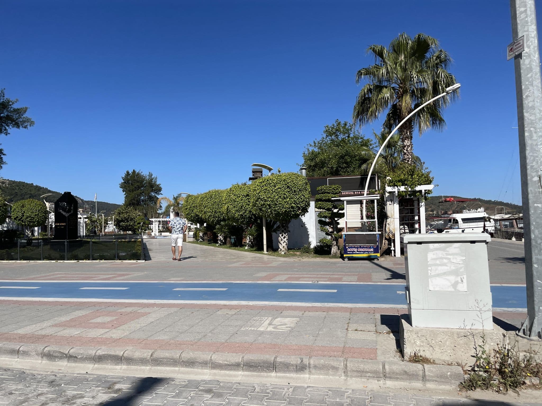 Street view near Boztepe Hotel, Fethiye — © hind (CC BY-SA · Mapillary)