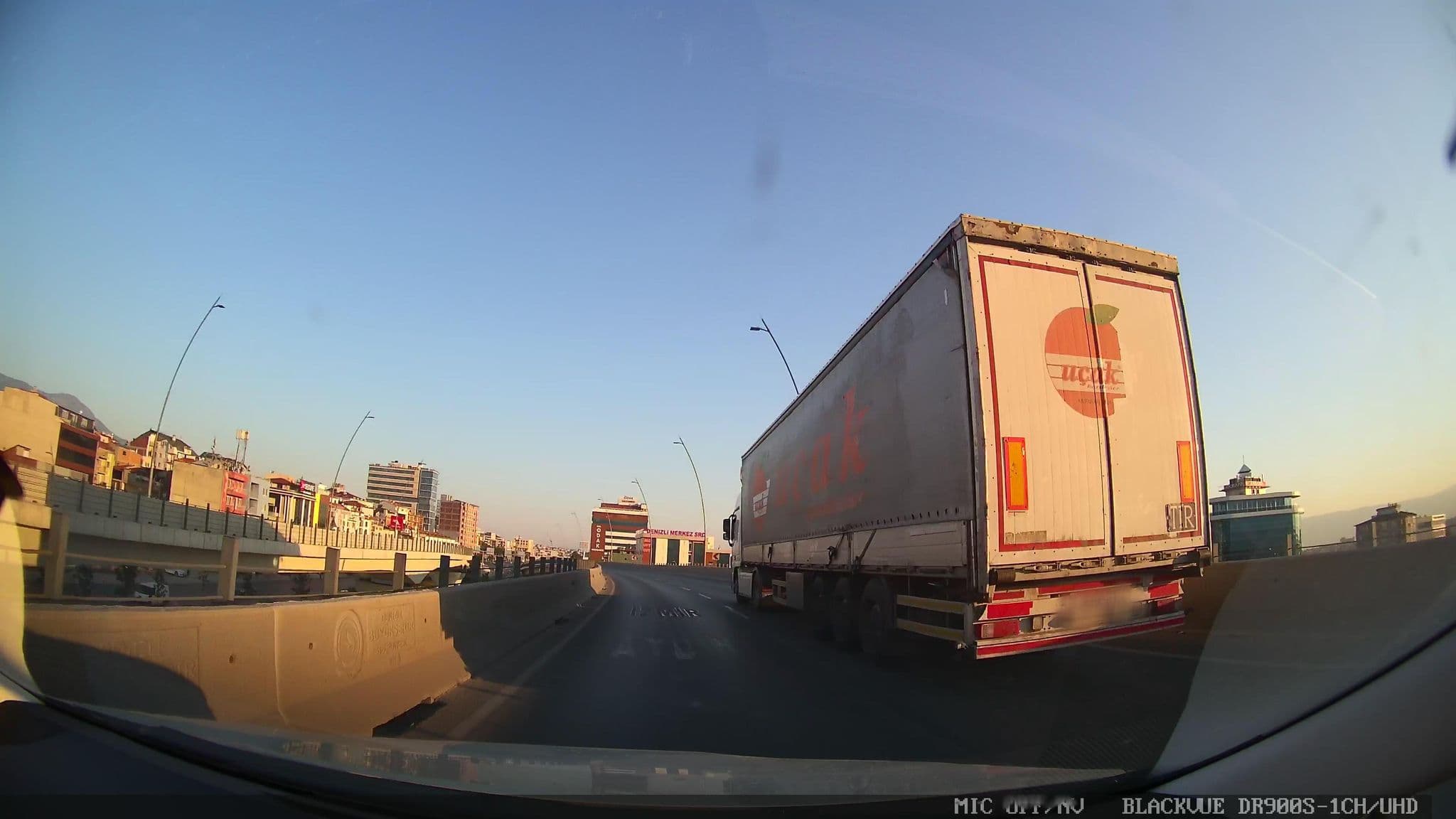 Street view near 20 AB 045, Denizli — © lutfullah (CC BY-SA · Mapillary)