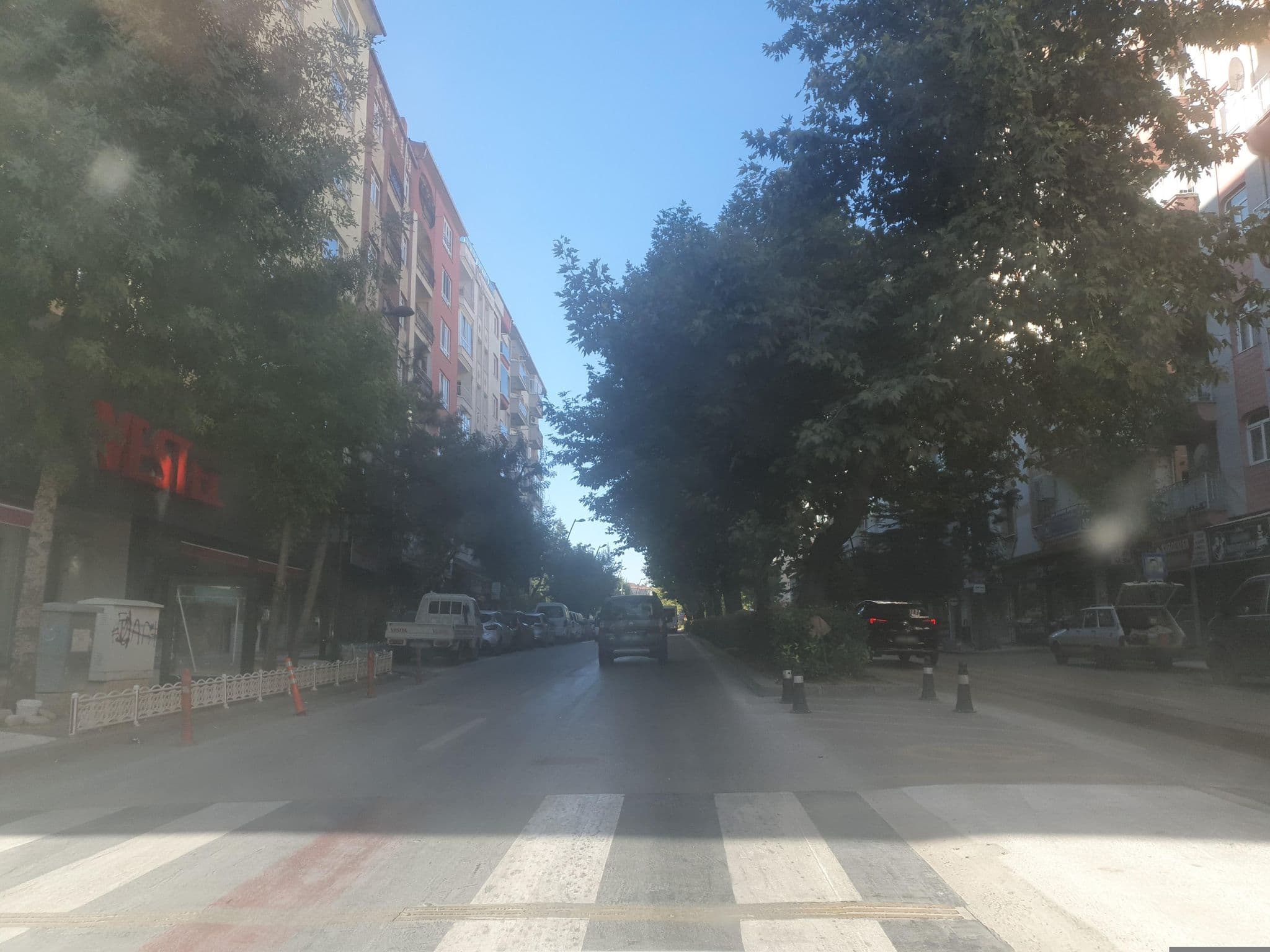 Street view near Esila Suit, Uşak — © VoSToK (CC BY-SA · Mapillary)