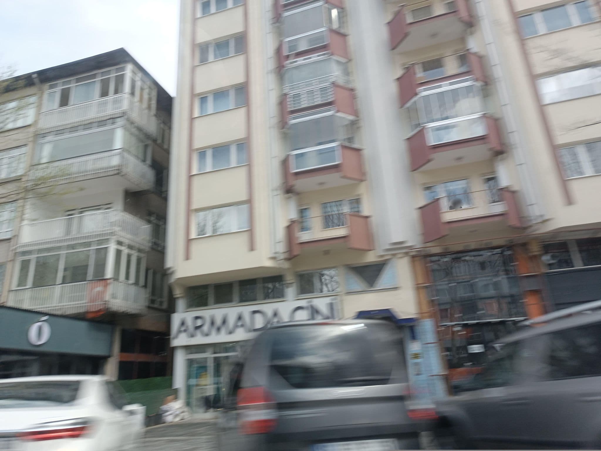 Street view near 402, Kütahya — © ktahyam-Mapping (CC BY-SA · Mapillary)