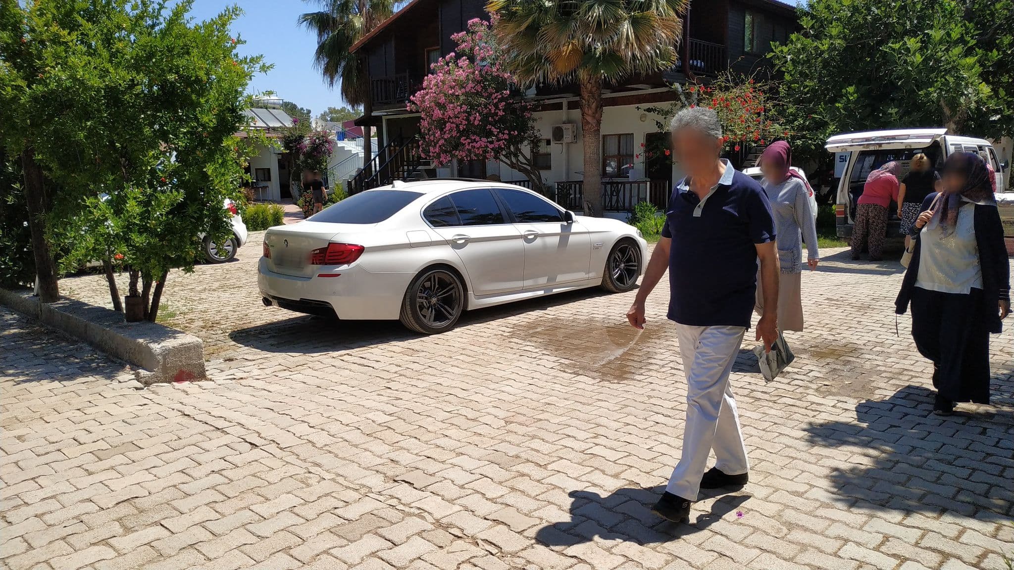 Street view near Rosemary Pansiyonn, Ulupınar — © limping (CC BY-SA · Mapillary)