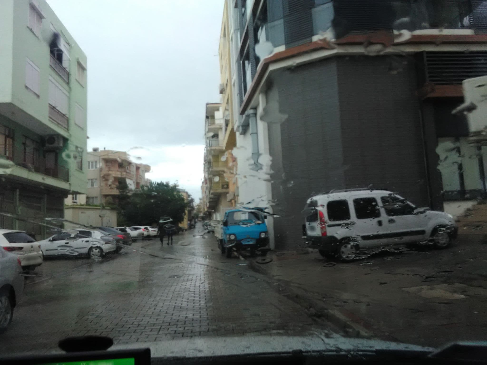 Street view near ÖZYİĞİT TAR.TİC.iNŞ.LTD.ŞTİ OTEL İNŞAATI, Gazipaşa — © andershl (CC BY-SA · Mapillary)