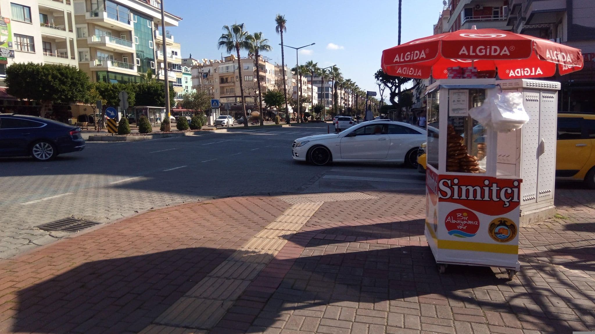 Street view near Kleopatra Gondola Hotel, Alanya — © shoorick (CC BY-SA · Mapillary)
