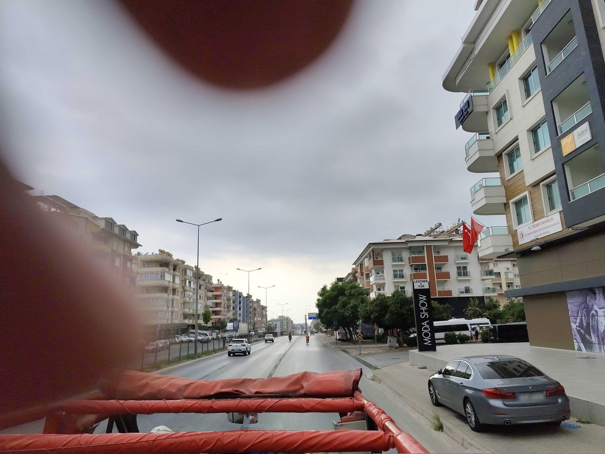 Street view near Exper Tatil, Alanya — © ldenisn (CC BY-SA · Mapillary)