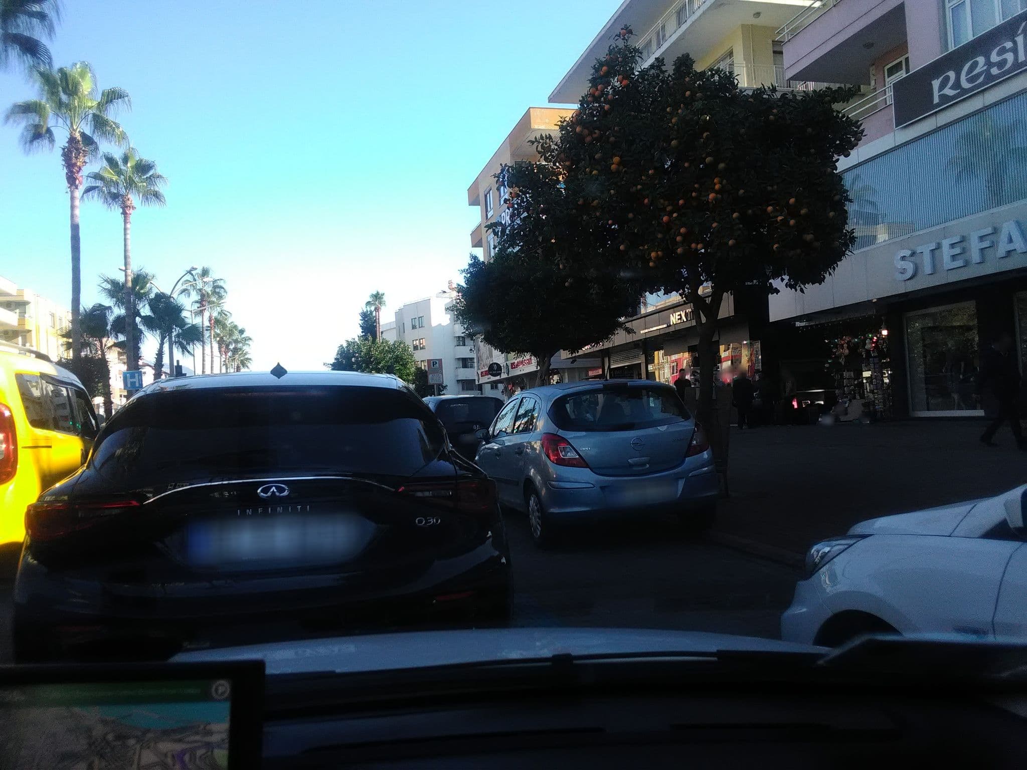 Street view near Gold City Alanya, Alanya — © andershl (CC BY-SA · Mapillary)