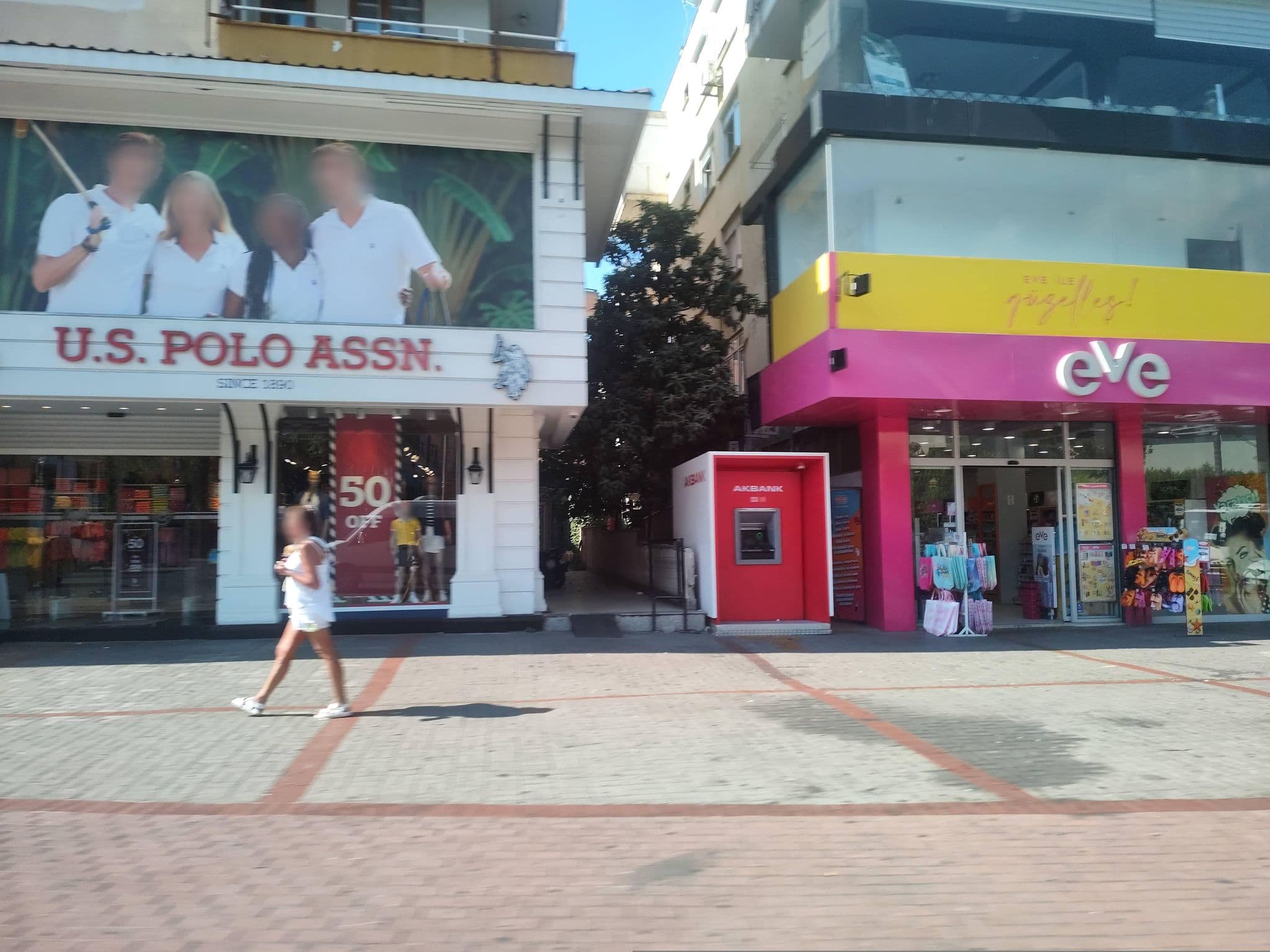 Street view near Papaya Apart Otel, Alanya — © ldenisn (CC BY-SA · Mapillary)