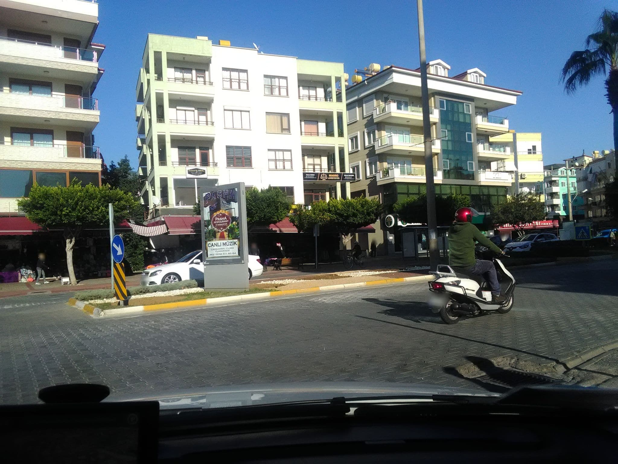 Street view near Aslan Otel, Alanya — © andershl (CC BY-SA · Mapillary)