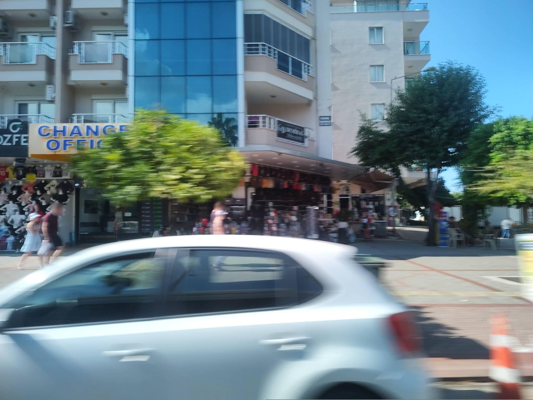 Street view near Riviera: Room 133, Alanya — © ldenisn (CC BY-SA · Mapillary)