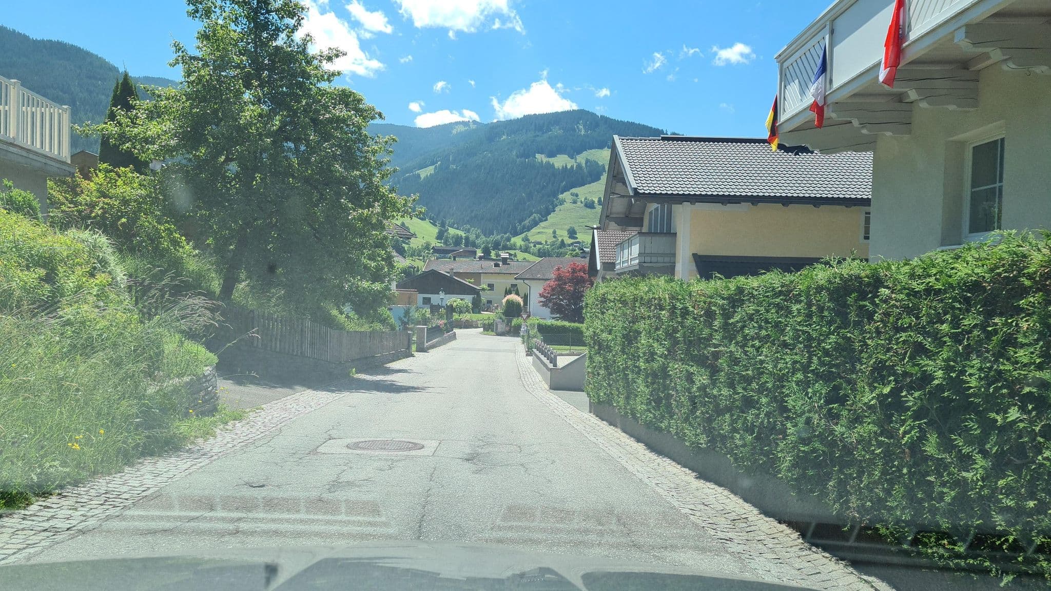 Street view near Ferienwohnung Herzog, Saalfelden am Steinernen Meer — © schermy_at (CC BY-SA · Mapillary)