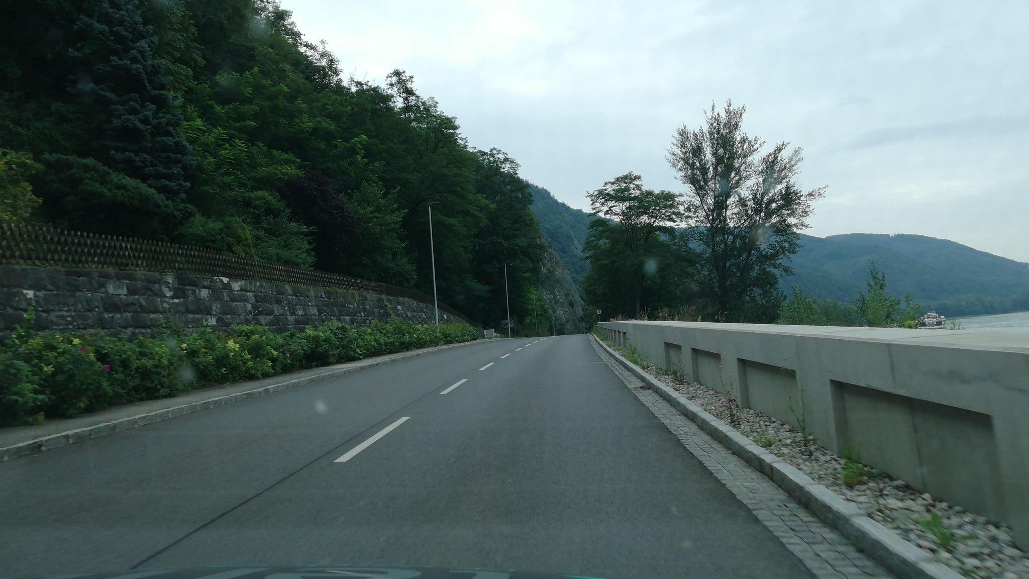 Street view near Gästehaus Reisinger, Spitz — © gzin (CC BY-SA · Mapillary)