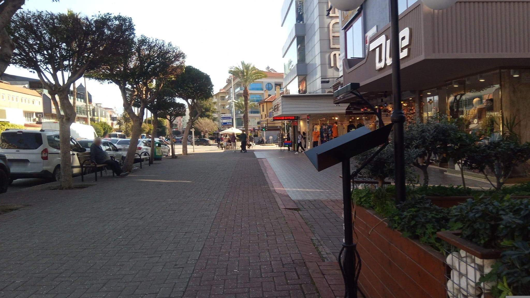 Street view near Hedef Beach Resorth&Spa 5249 Room, Alanya — © shoorick (CC BY-SA · Mapillary)