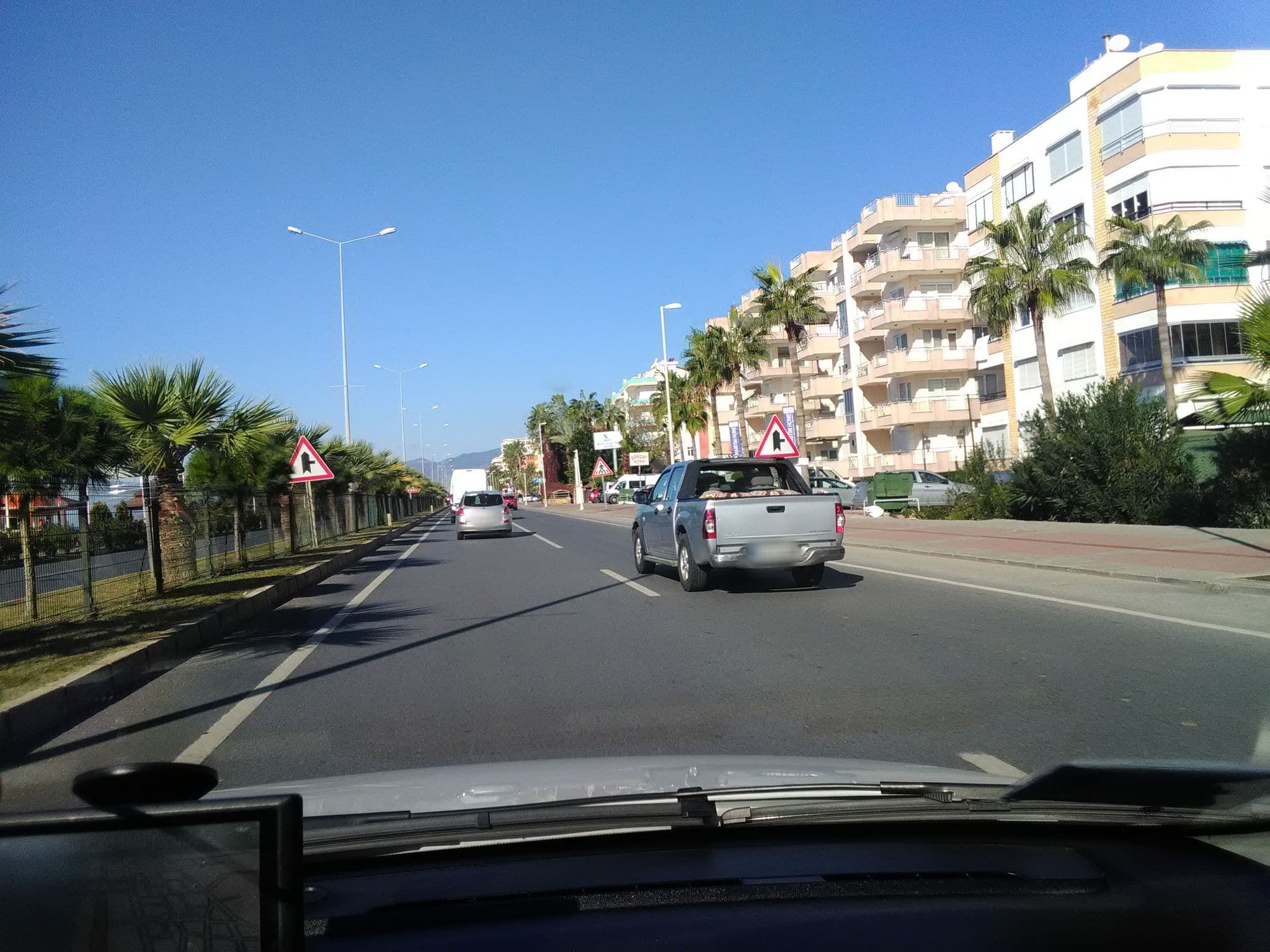 Street view near Astor Beach Hotel Room 1142, Kargıcak — © andershl (CC BY-SA · Mapillary)