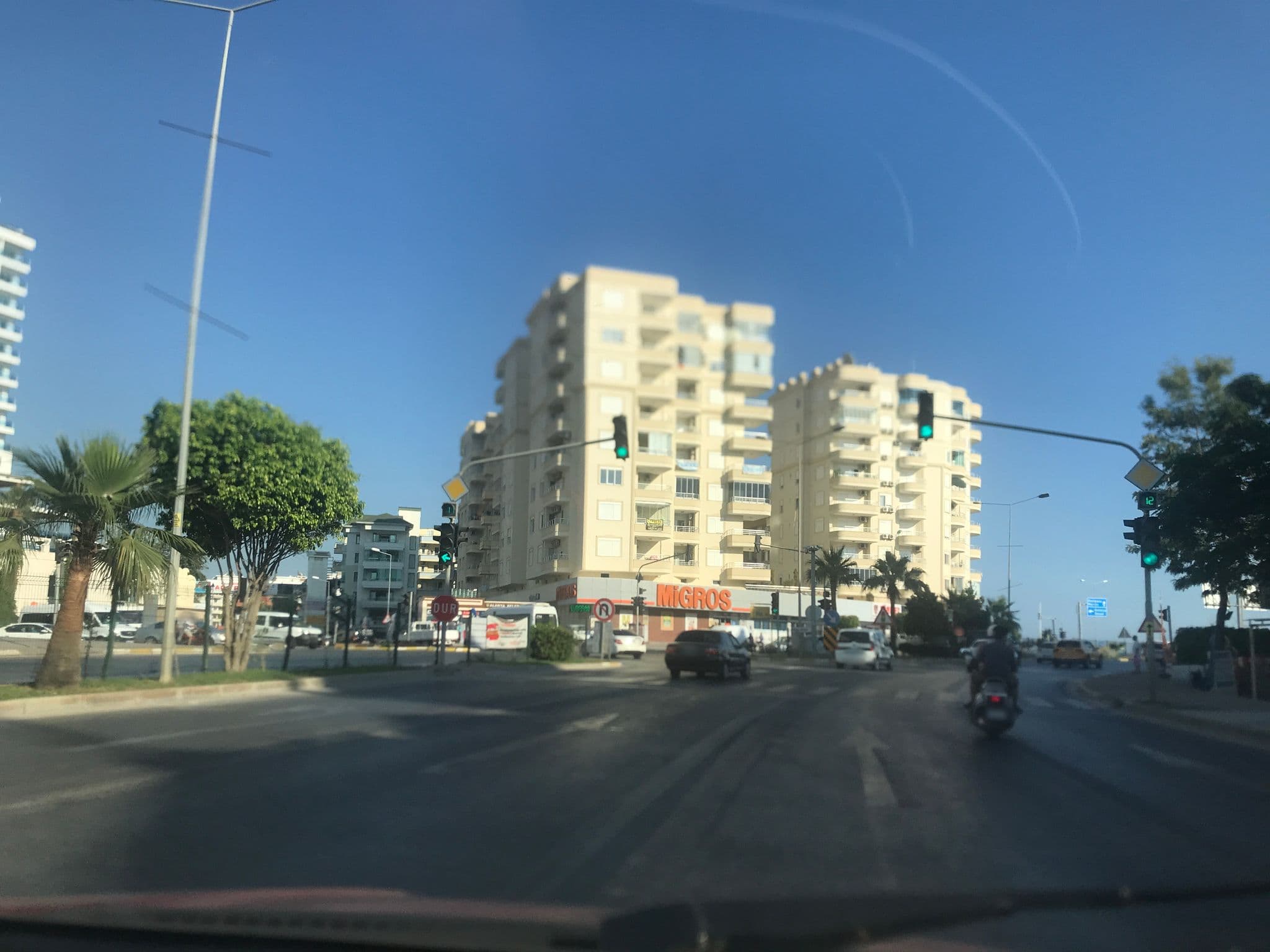 Street view near Hotel, Tosmur — © alpzsarac (CC BY-SA · Mapillary)